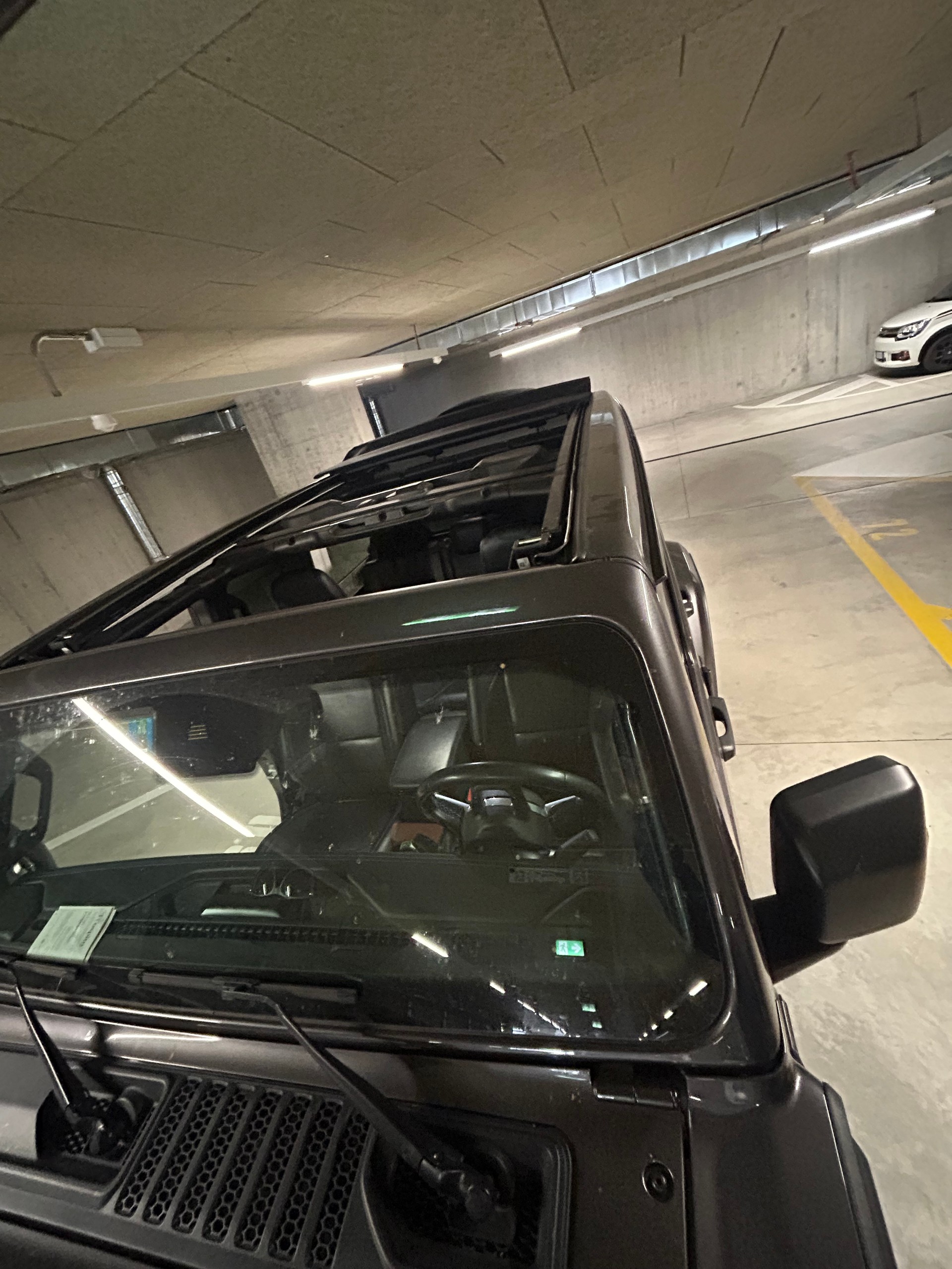 JEEP Wrangler 2.0 PHEV Unlimited Rubicon DT Automatic-image-6