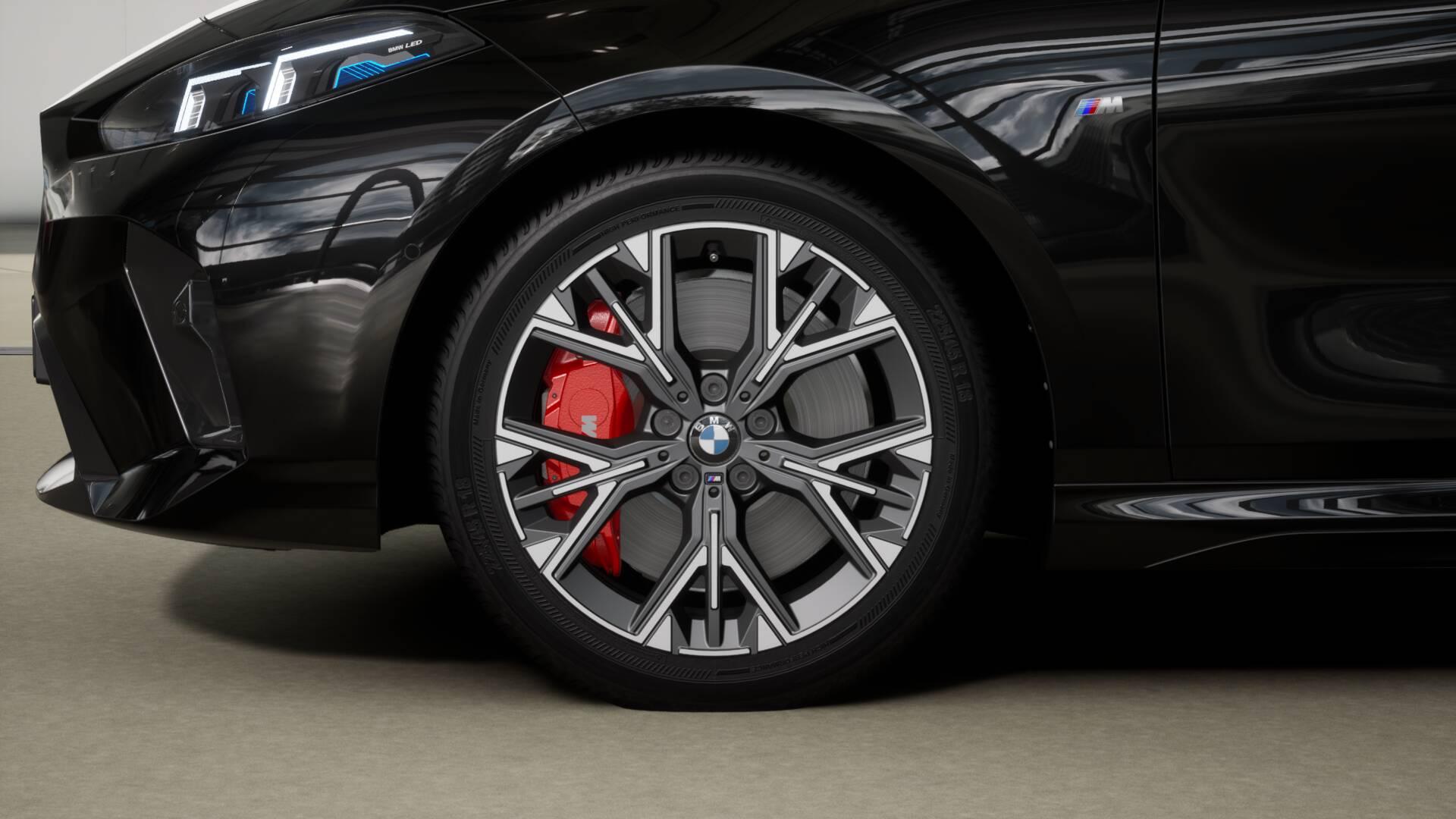 BMW M135i xDrive-image-6