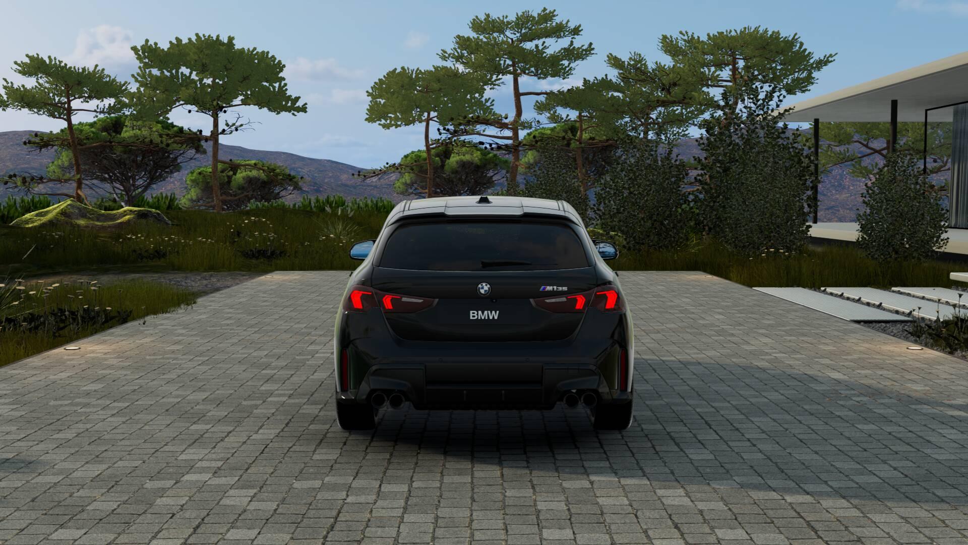 BMW M135i xDrive-image-4