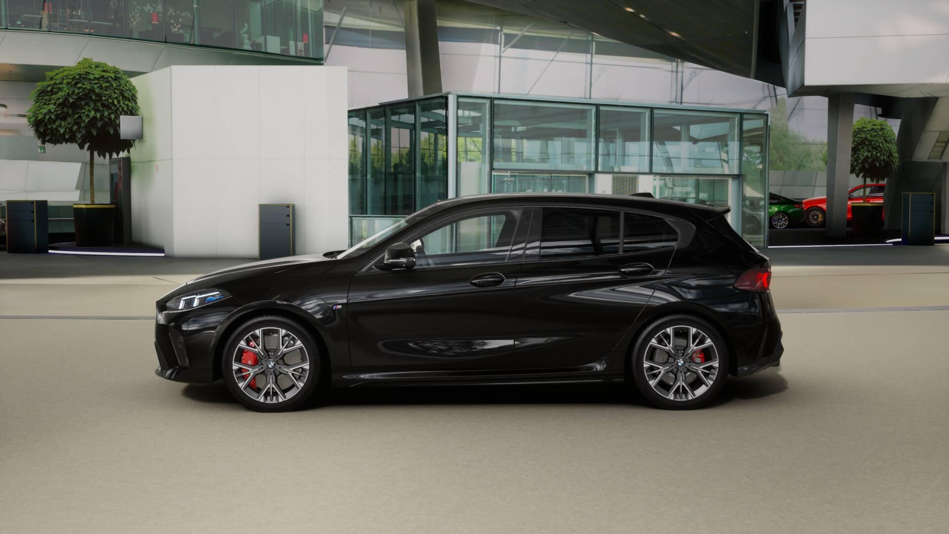 BMW M135i xDrive-image-3