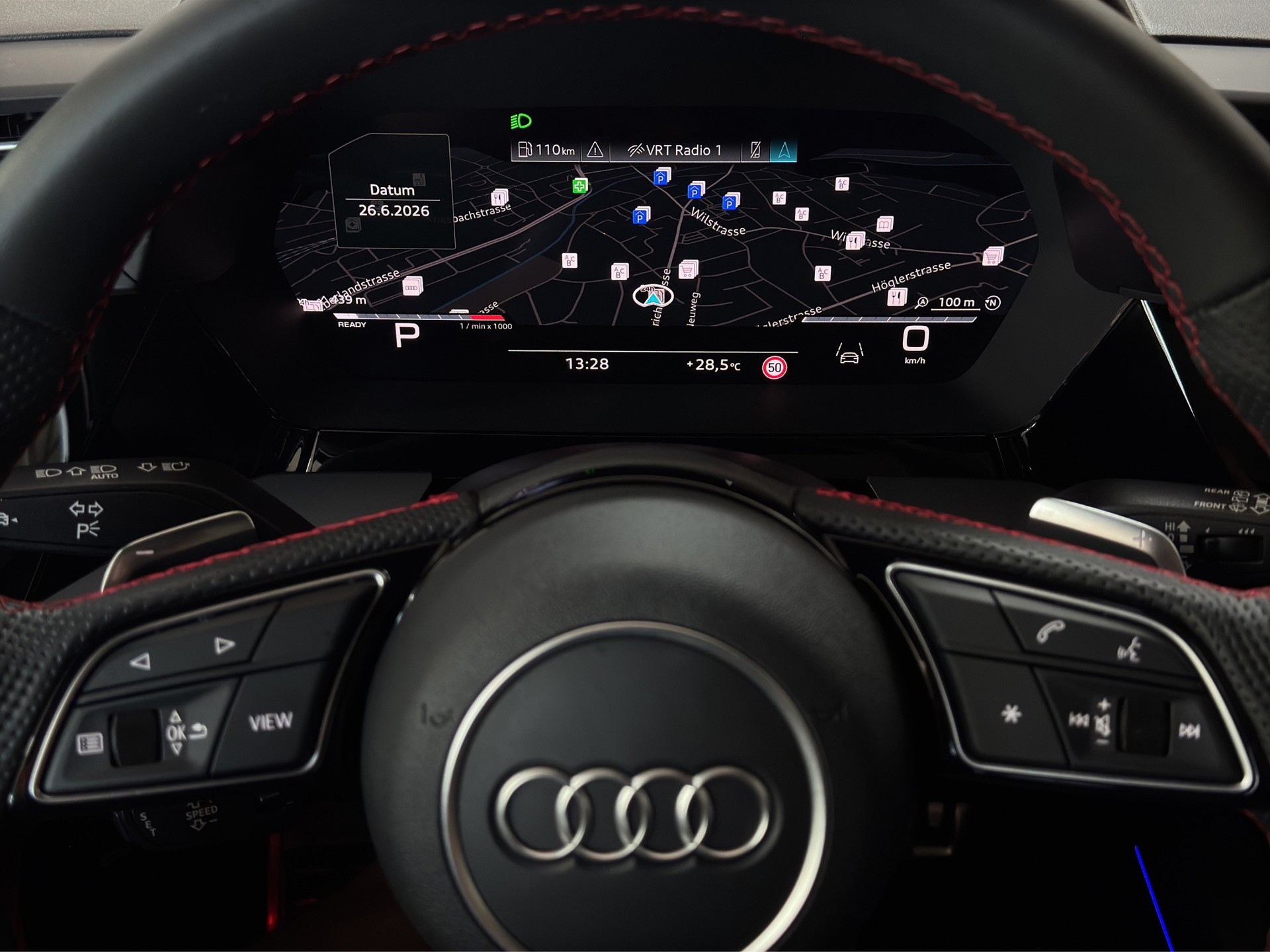 AUDI A3 Sportback 30 TFSI S-Line "Pano-SONOS-Leder-Sportsitze"-image-14