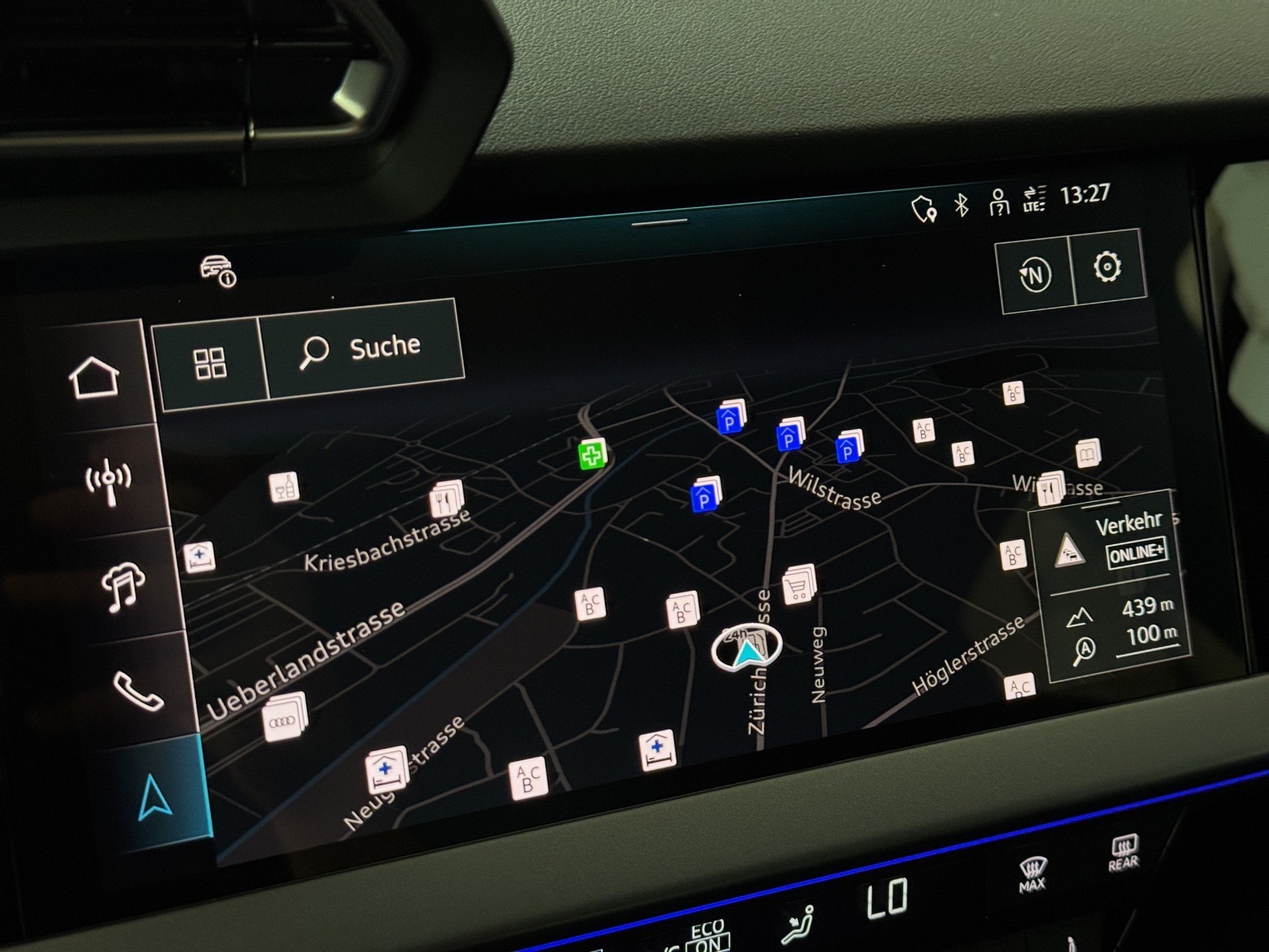AUDI A3 Sportback 30 TFSI S-Line "Pano-SONOS-Leder-Sportsitze"-image-17