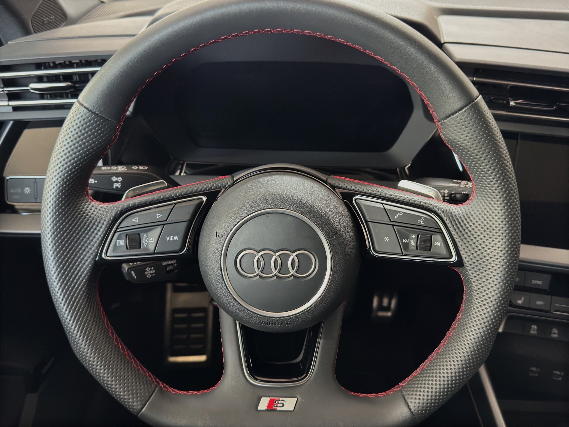AUDI A3 Sportback 30 TFSI S-Line "Pano-SONOS-Leder-Sportsitze"-image-13