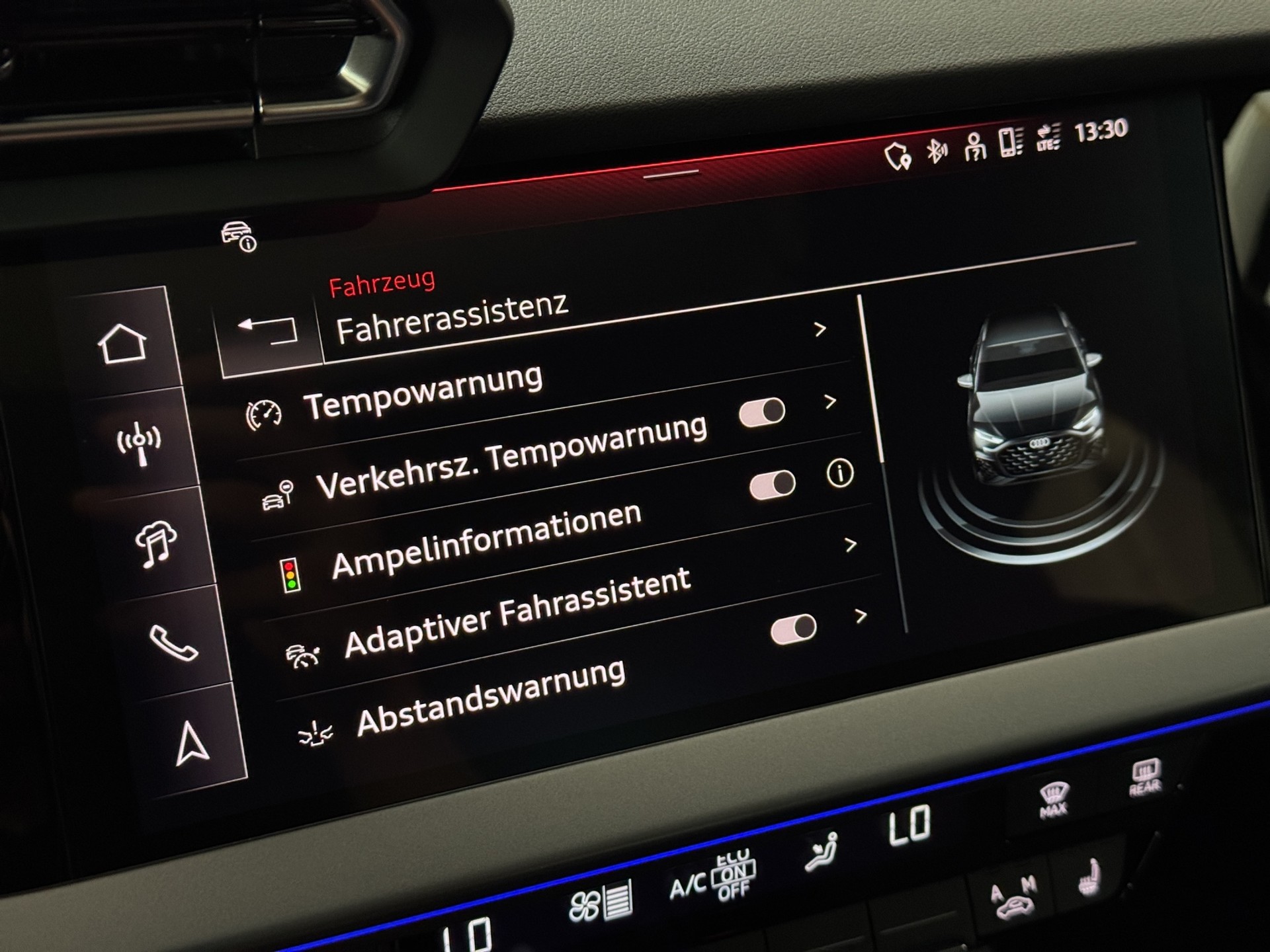 AUDI A3 Sportback 30 TFSI S-Line "Pano-SONOS-Leder-Sportsitze"-image-20