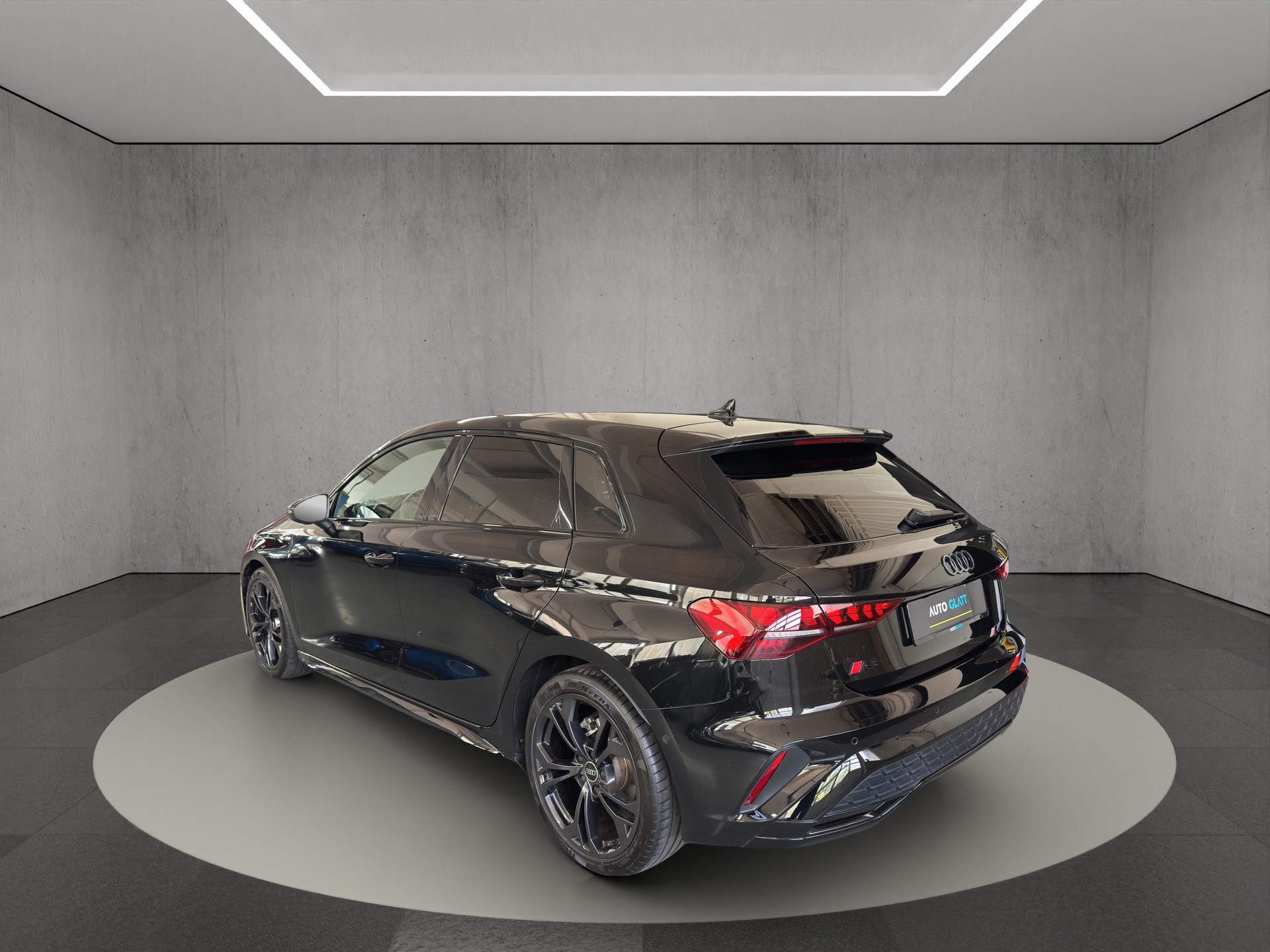 AUDI A3 Sportback 30 TFSI S-Line "Pano-SONOS-Leder-Sportsitze"-image-4