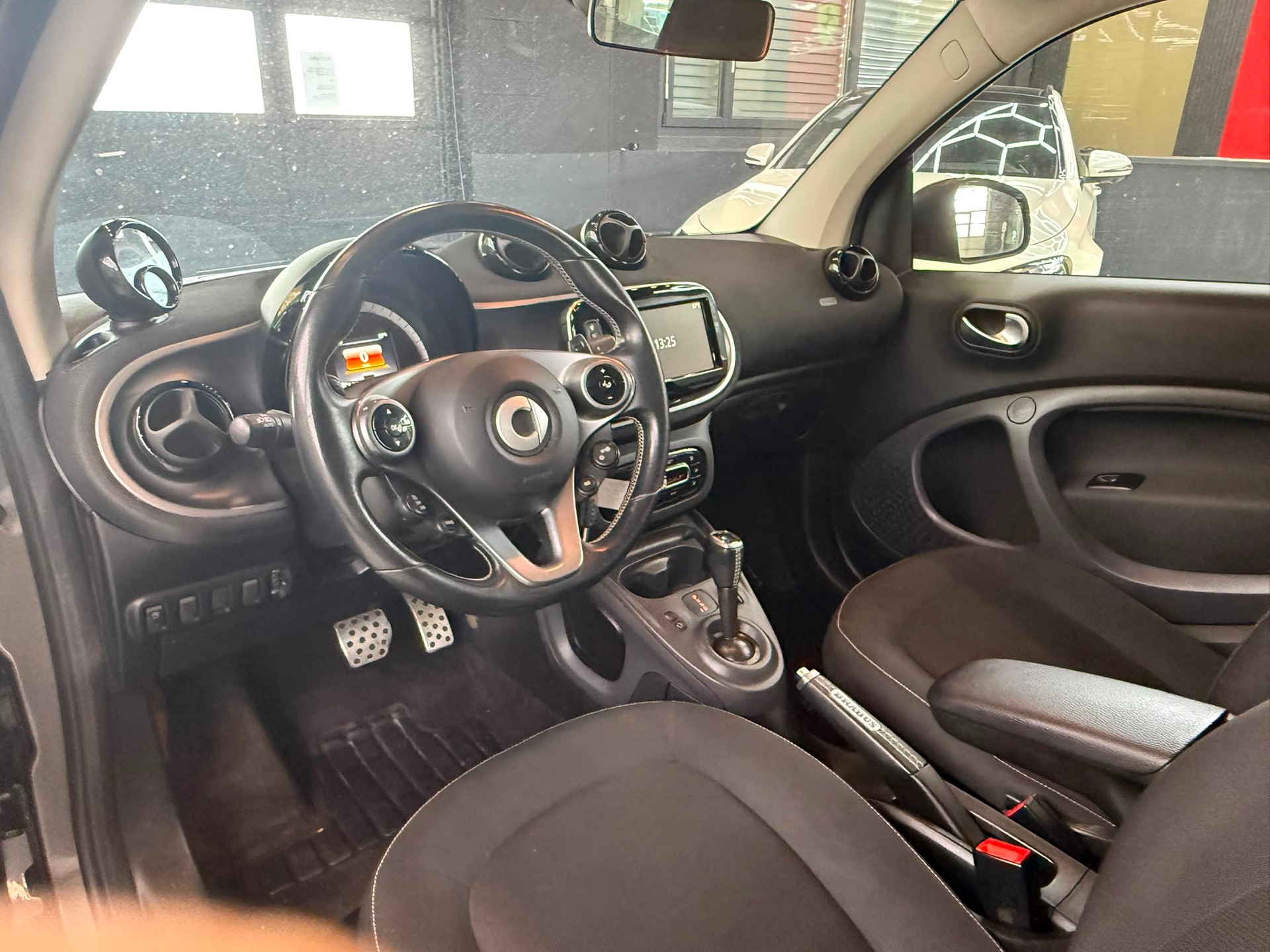 SMART fortwo citypassion twinmatic-image-8