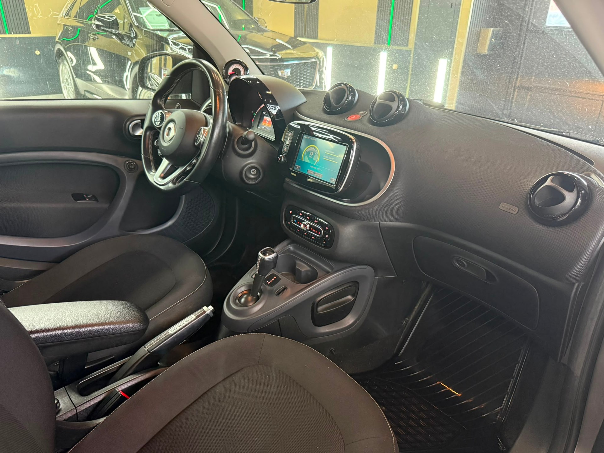 SMART fortwo citypassion twinmatic-image-10