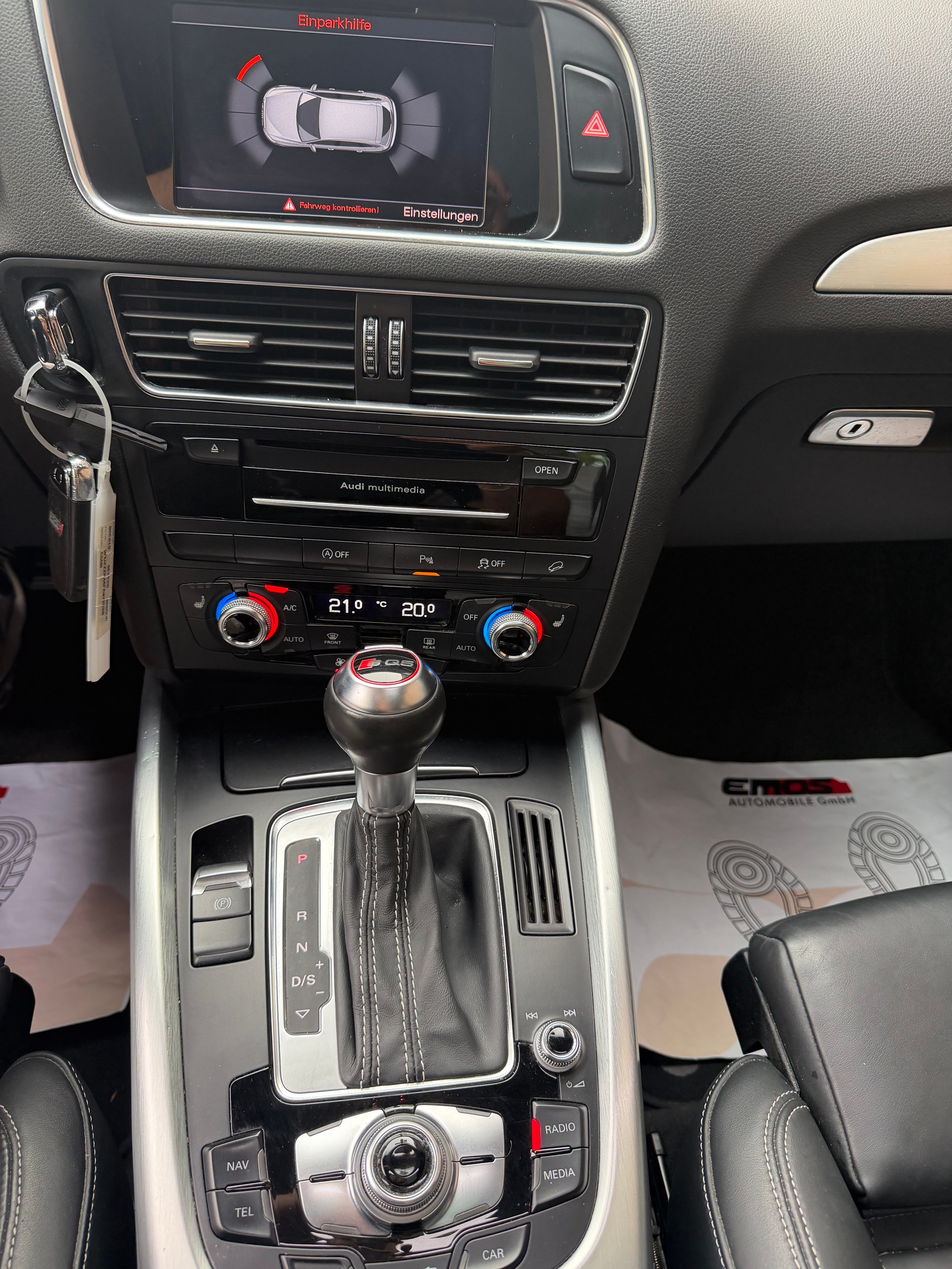 AUDI SQ5 3.0 TDI quattro tiptronic-image-9