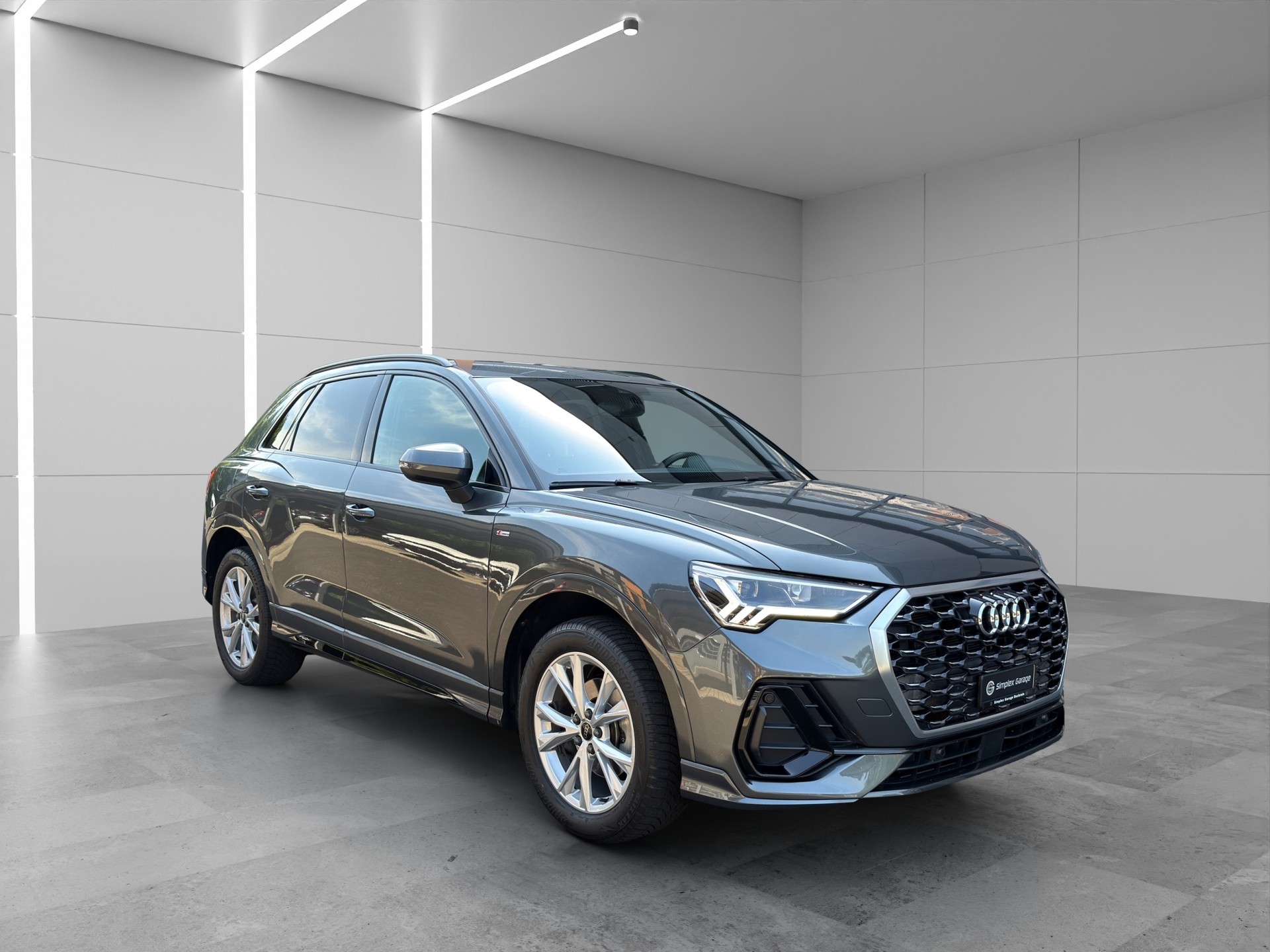 AUDI Q3 35 TFSI S line Attraction S-tronic