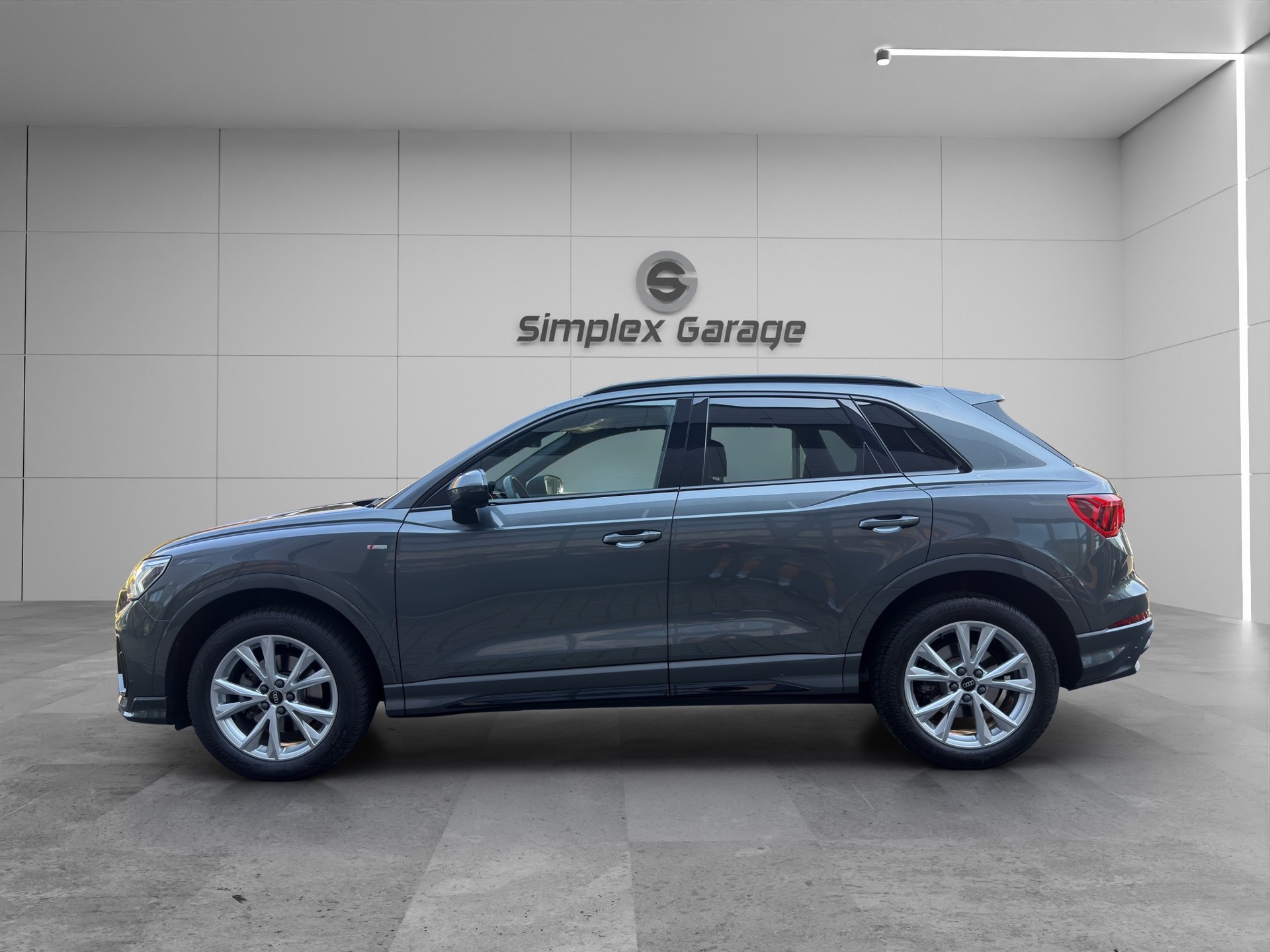 AUDI Q3 35 TFSI S line Attraction S-tronic-image-5