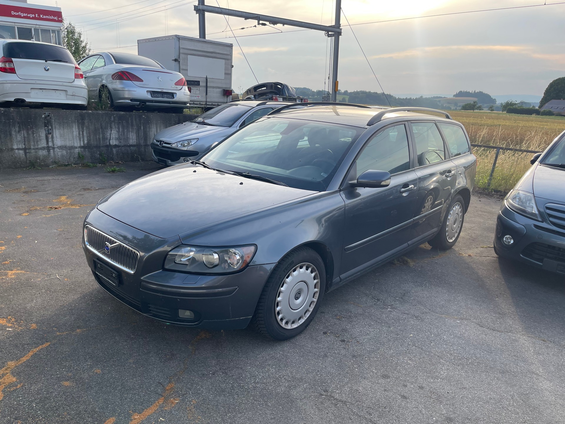 VOLVO V50 2.4 Momentum-image-0