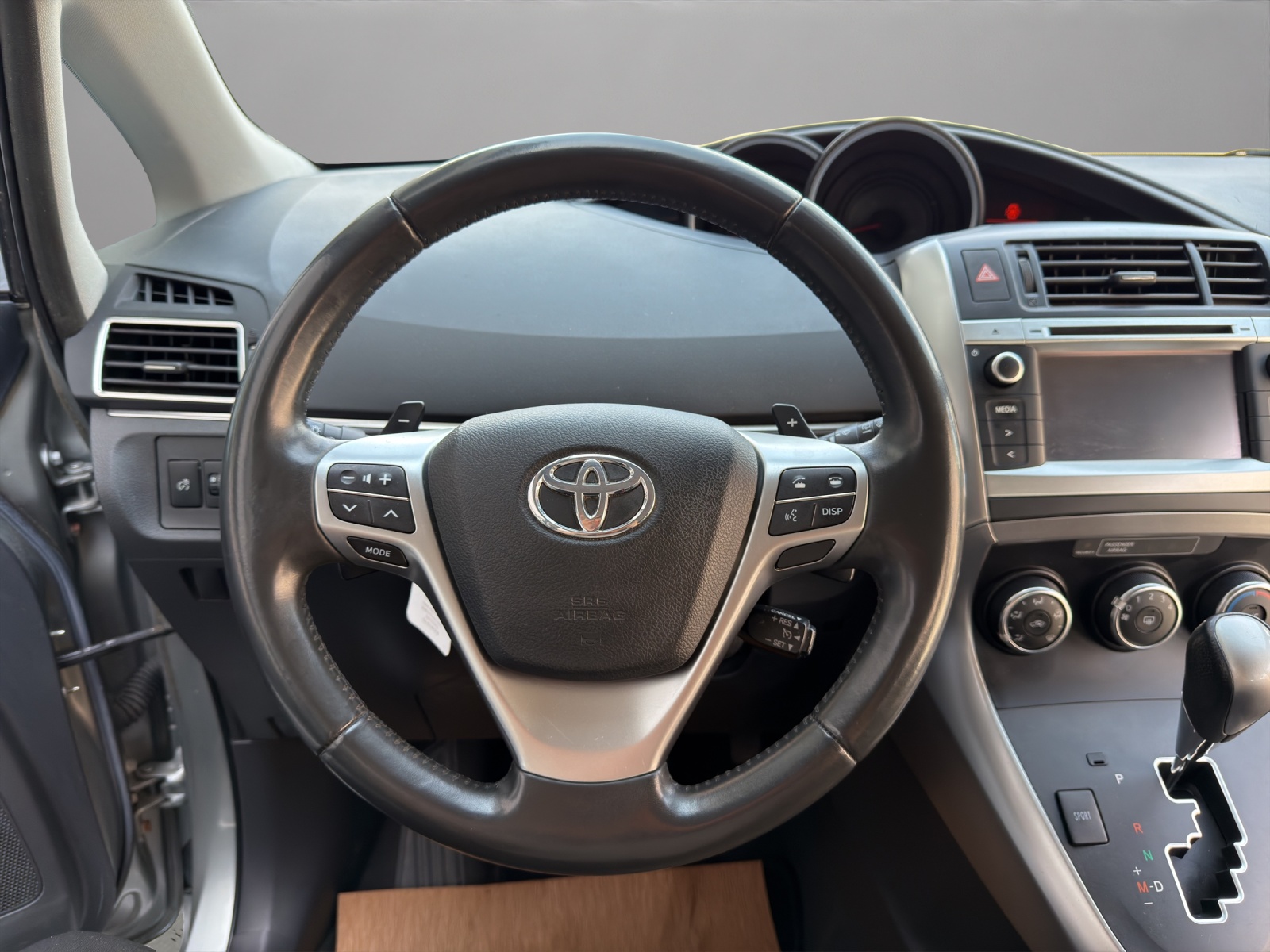 TOYOTA Verso 1.8 Luna Multidrive S-image-11