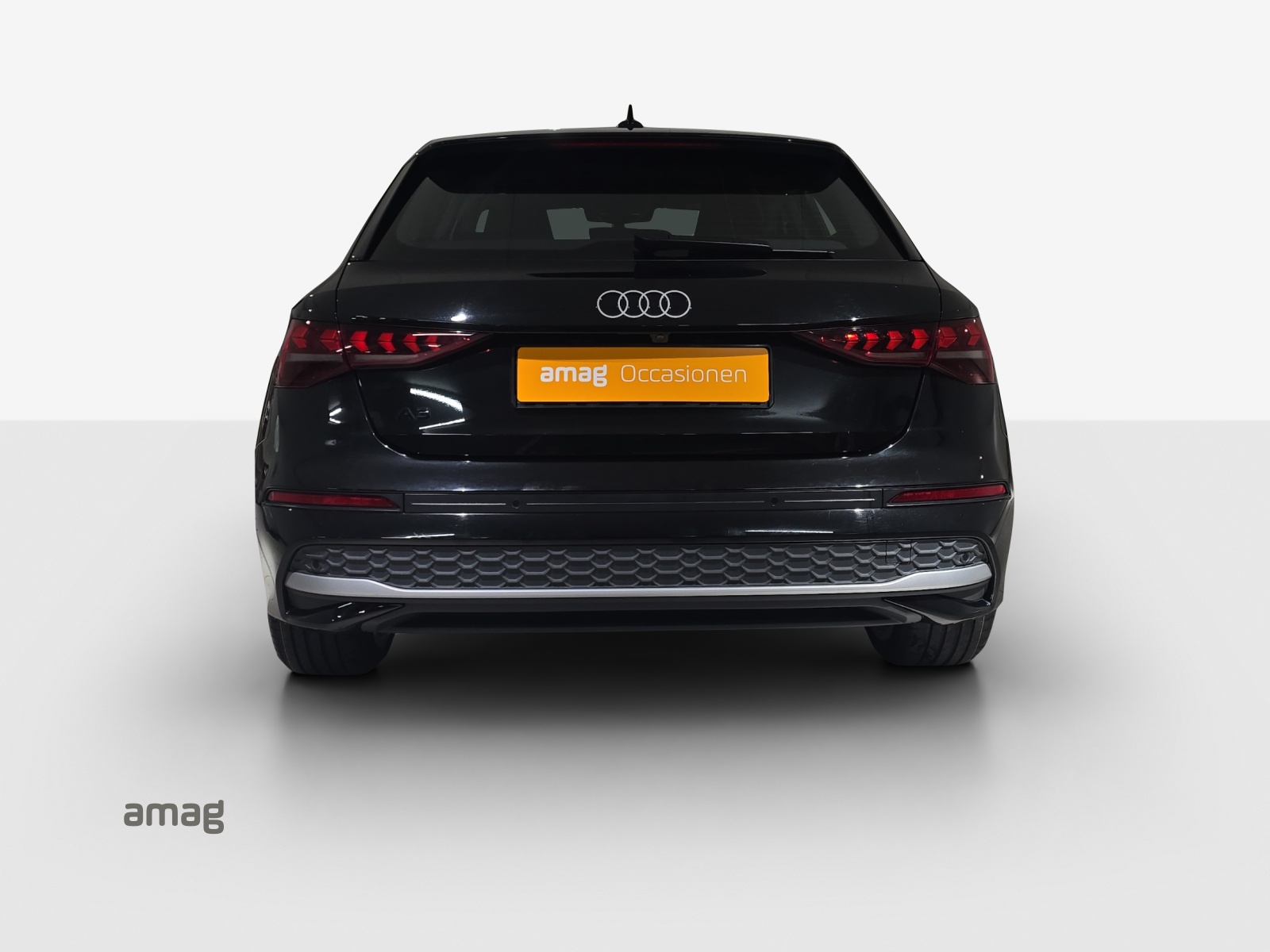 AUDI A3 Sportback 35 TFSI advanced S-tronic-image-3
