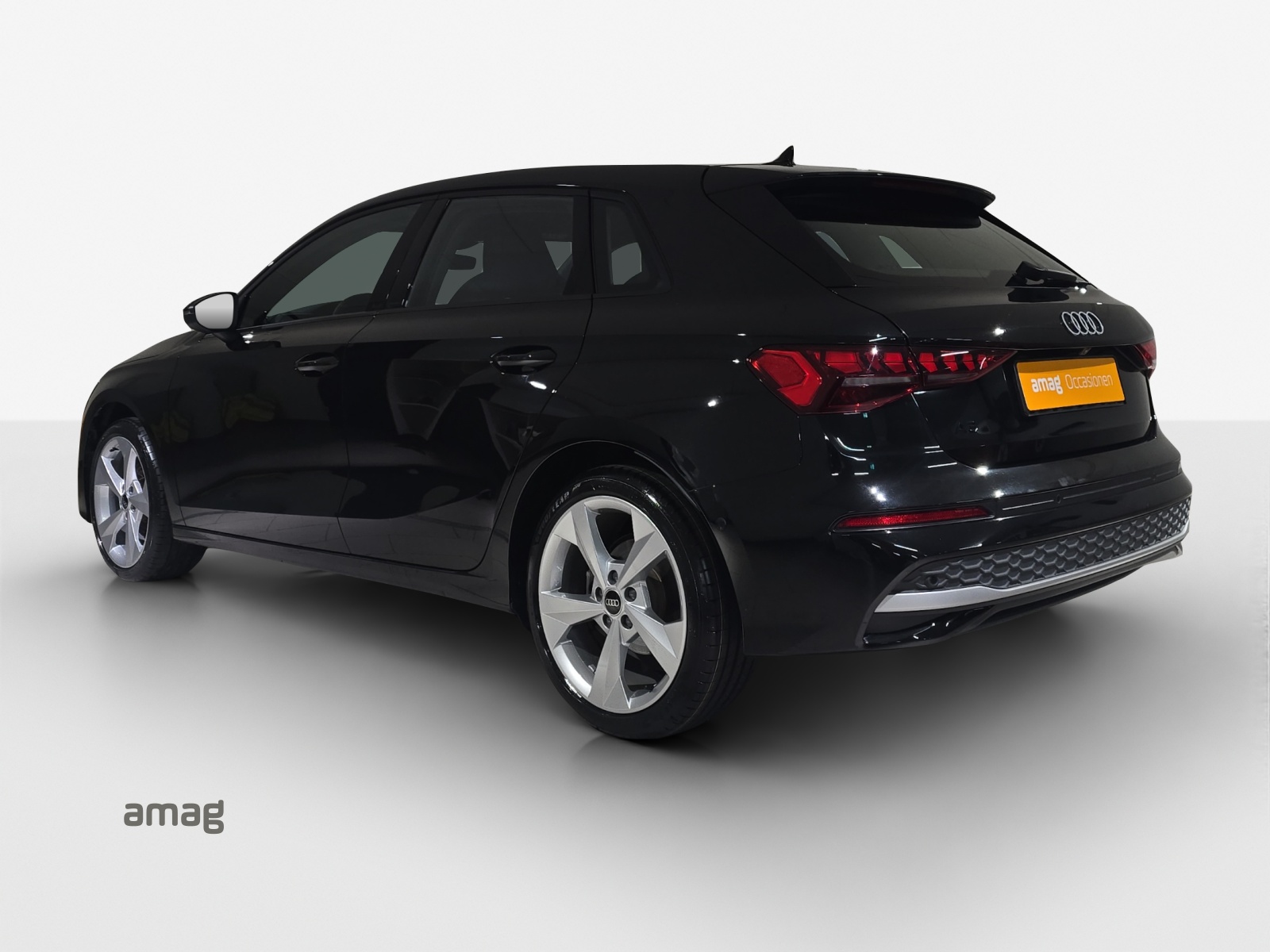 AUDI A3 Sportback 35 TFSI advanced S-tronic-image-2