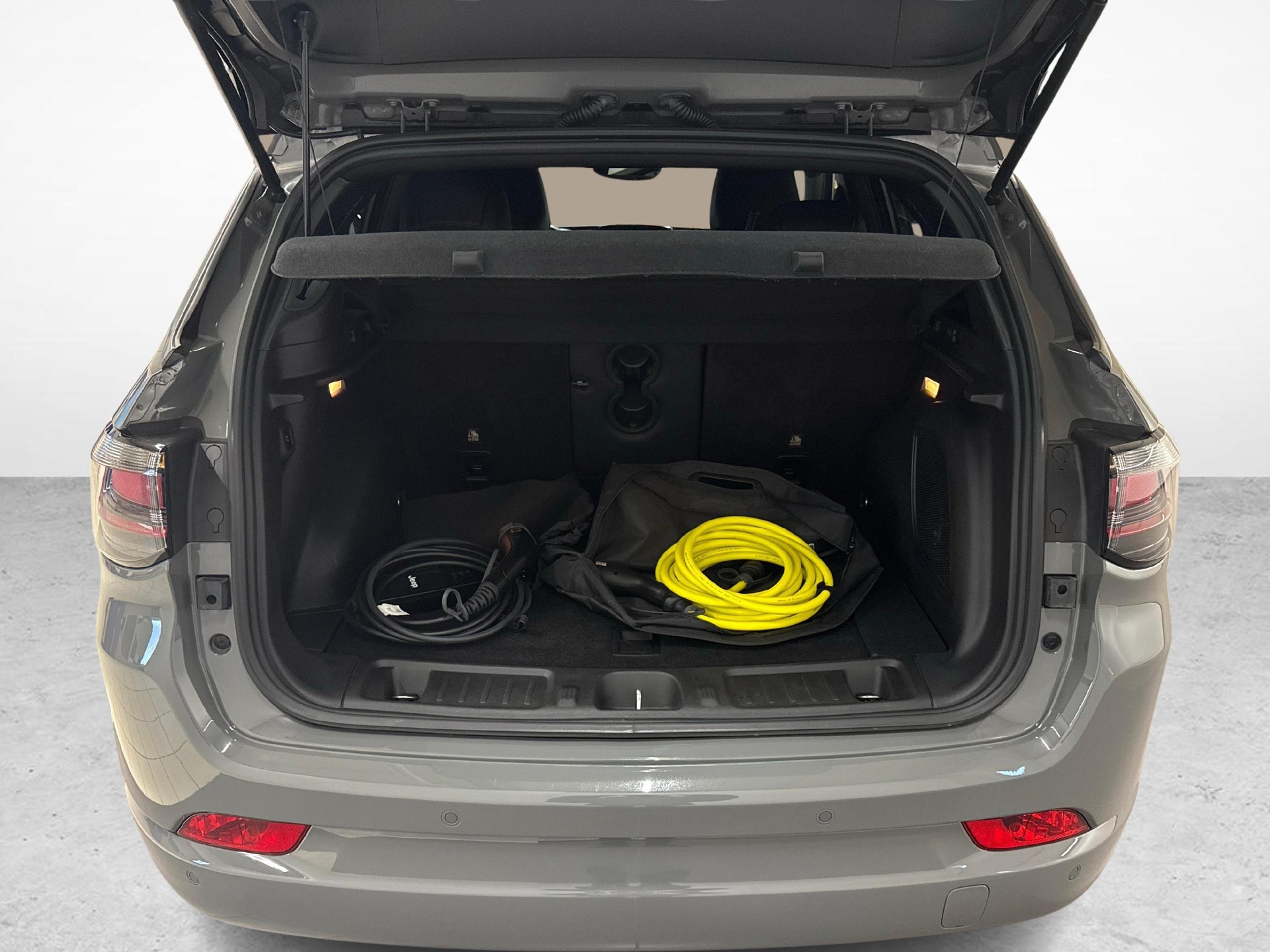 JEEP Compass 1.3 S 4xe - Ruote invernali incluse-image-12