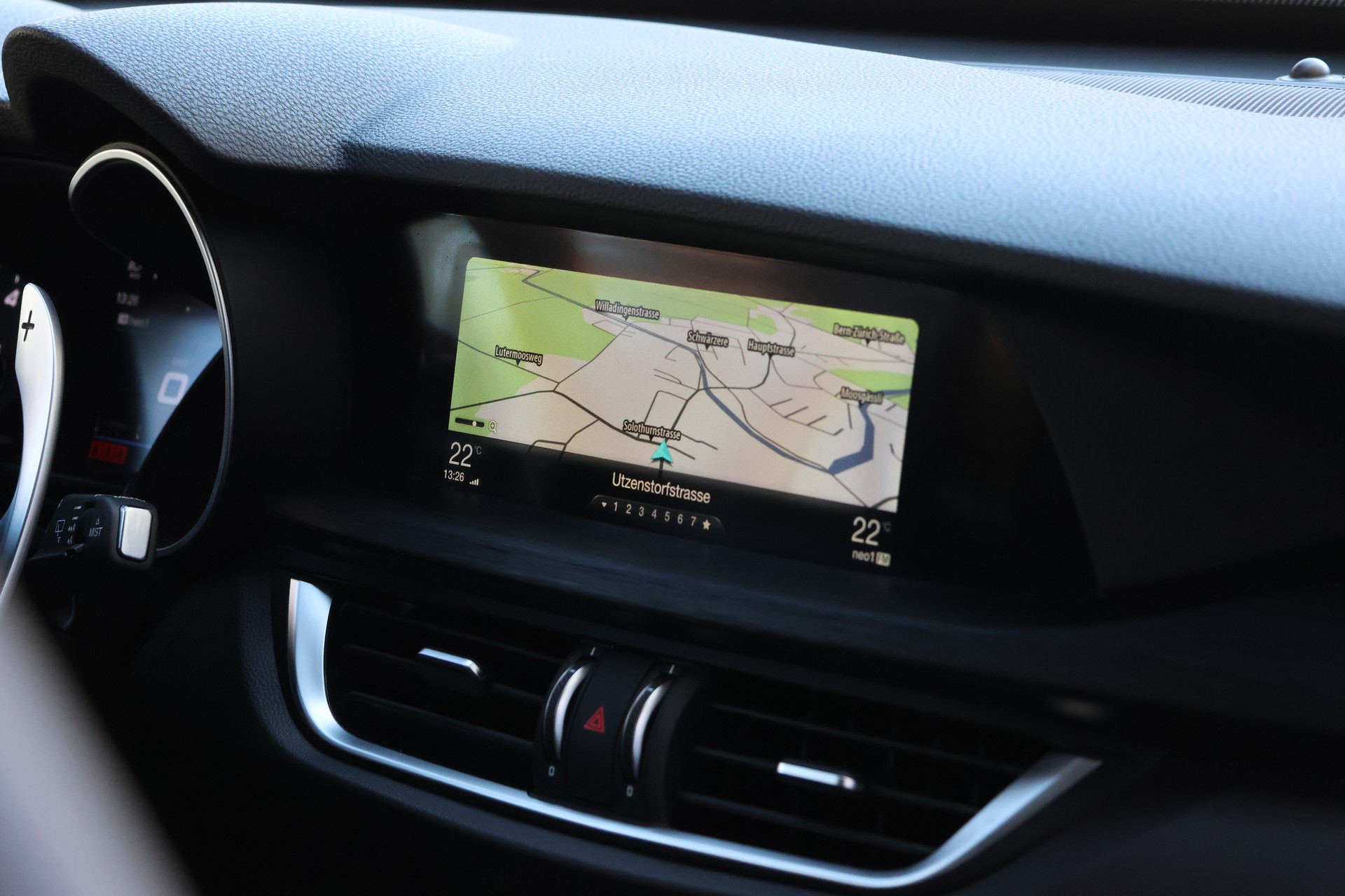 ALFA ROMEO Stelvio 2.2 JTDM Super Q4 Automatic (CH)-image-17
