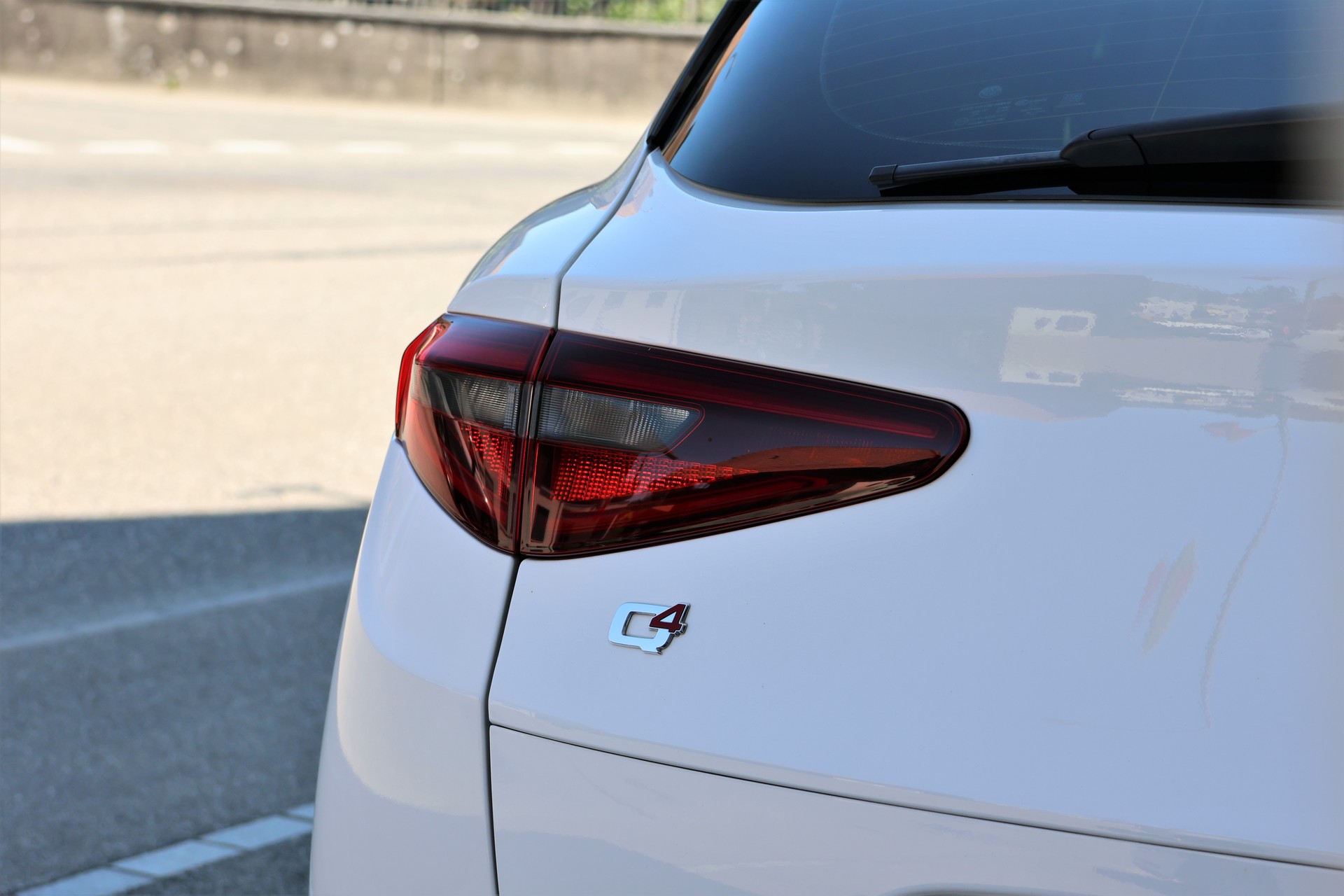 ALFA ROMEO Stelvio 2.2 JTDM Super Q4 Automatic (CH)-image-5