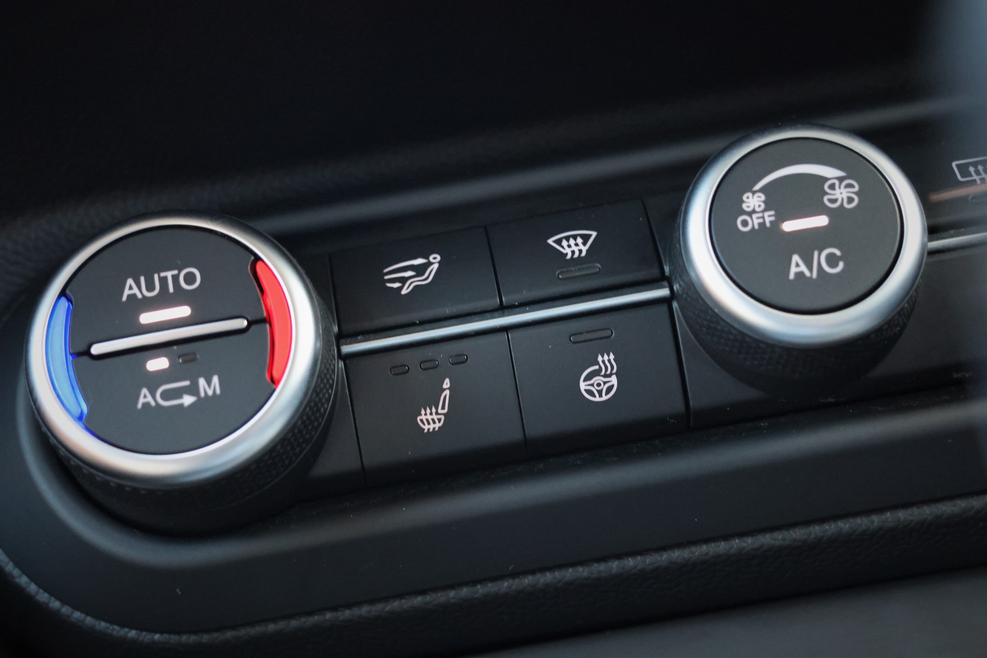 ALFA ROMEO Stelvio 2.2 JTDM Super Q4 Automatic (CH)-image-21