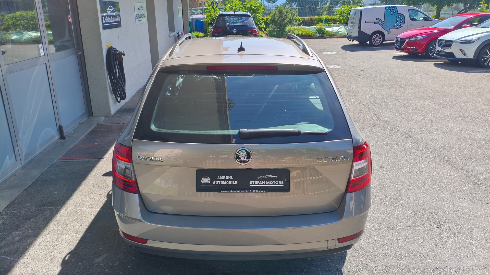 SKODA Octavia Combi 1.5 TSI Ambition DSG-image-3
