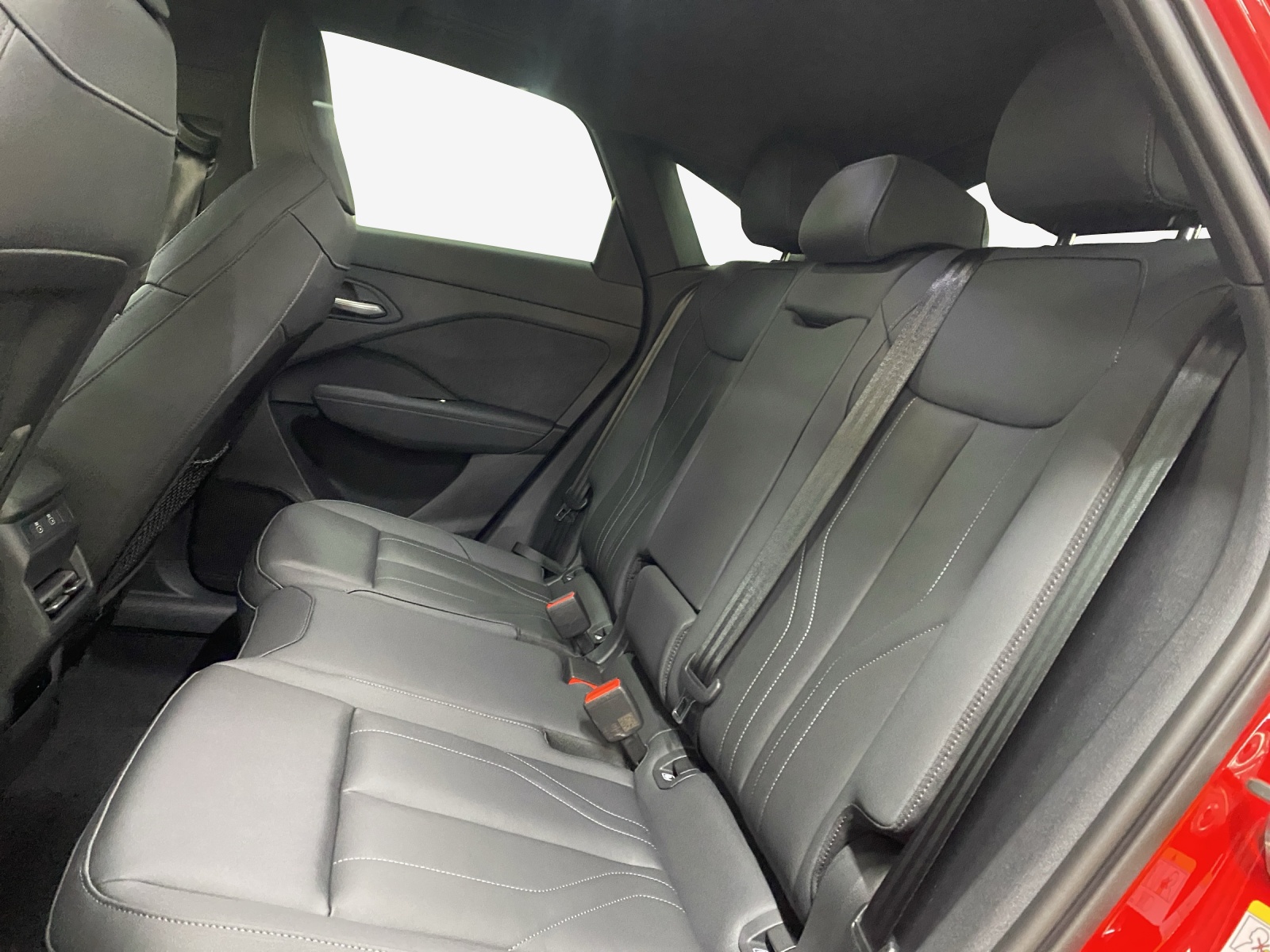 AUDI Q3 Sportback e-hybrid 200 kW S tronig-image-11
