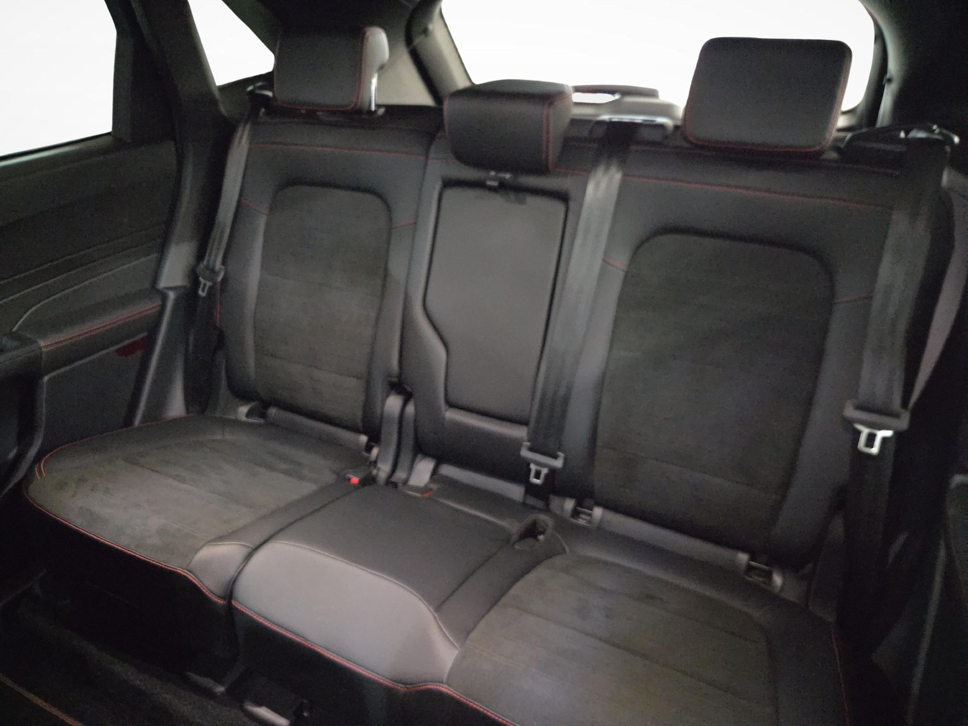 FORD Kuga 2.5 Plug-in Hybrid ST-Line X-image-11