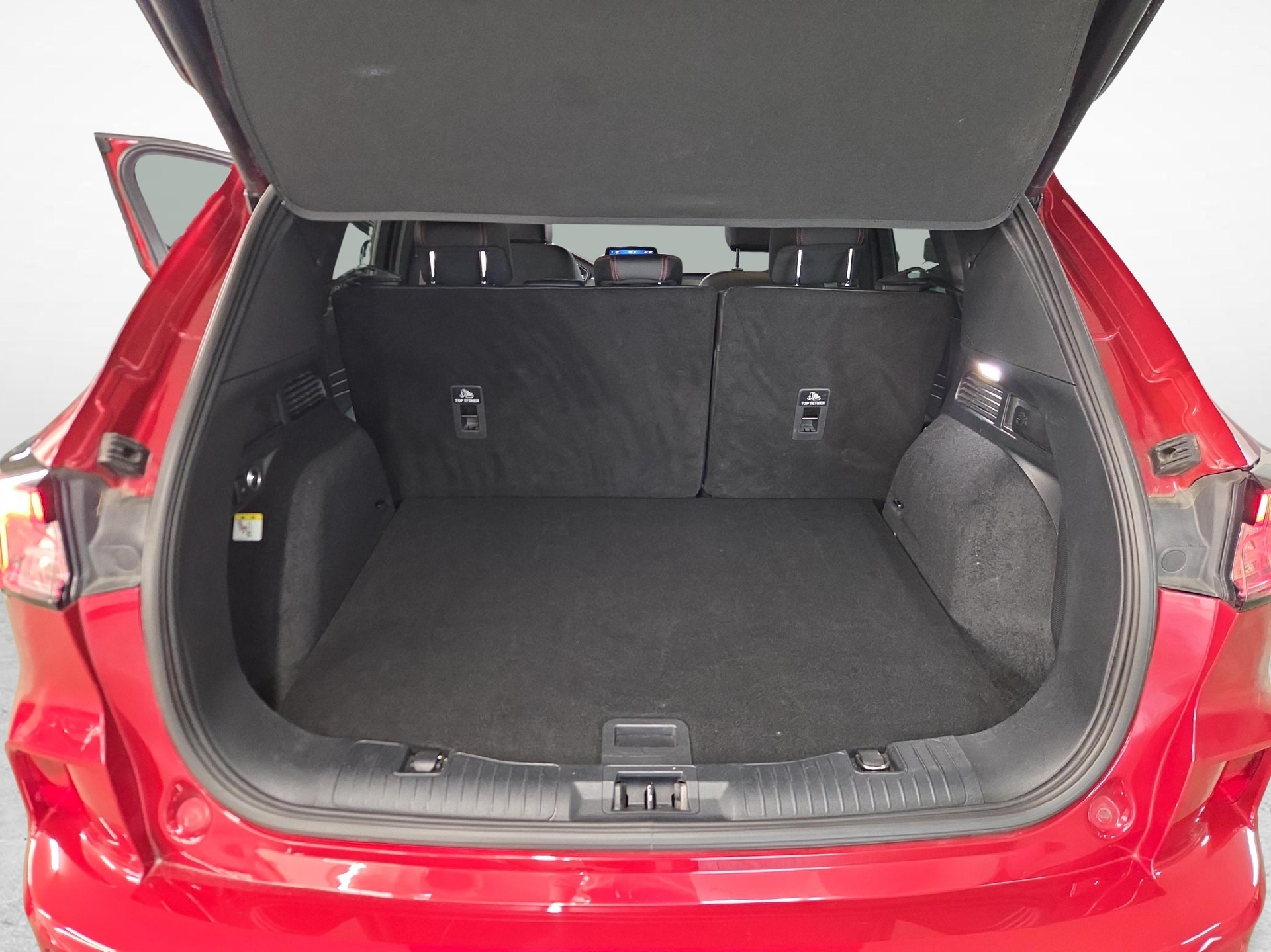 FORD Kuga 2.5 Plug-in Hybrid ST-Line X-image-12