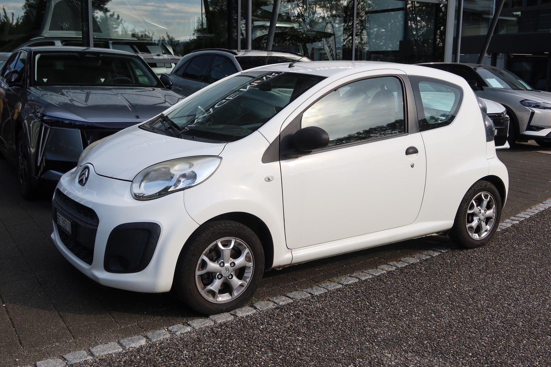 CITROEN C1 1.0i Attraction-image-0