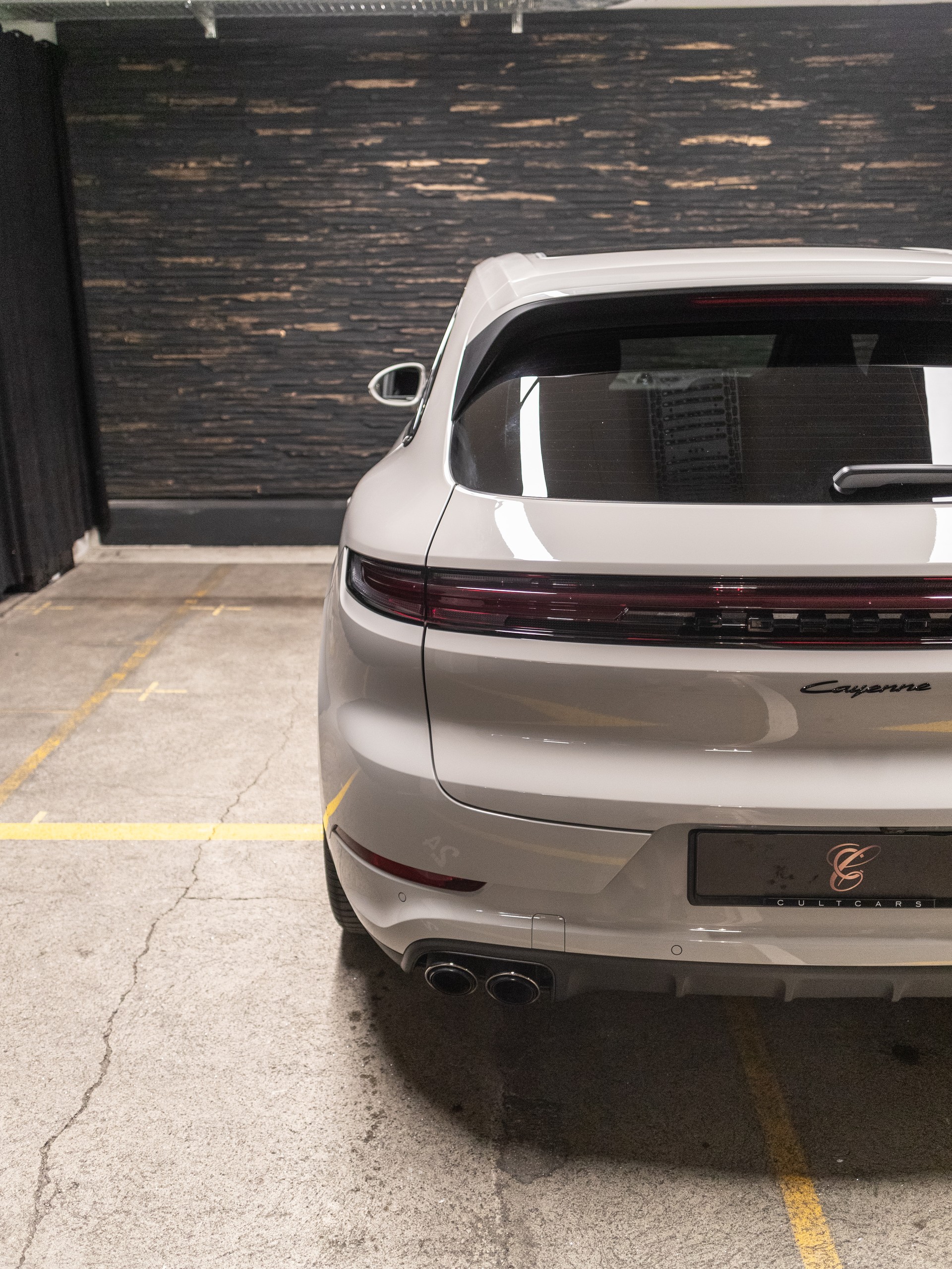PORSCHE Cayenne Black Edition Tiptronic-image-13