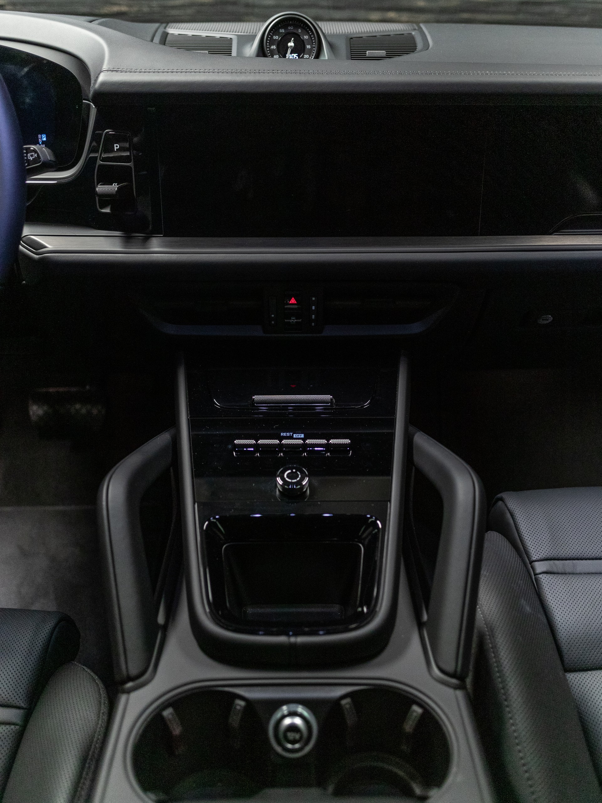 PORSCHE Cayenne Black Edition Tiptronic-image-27