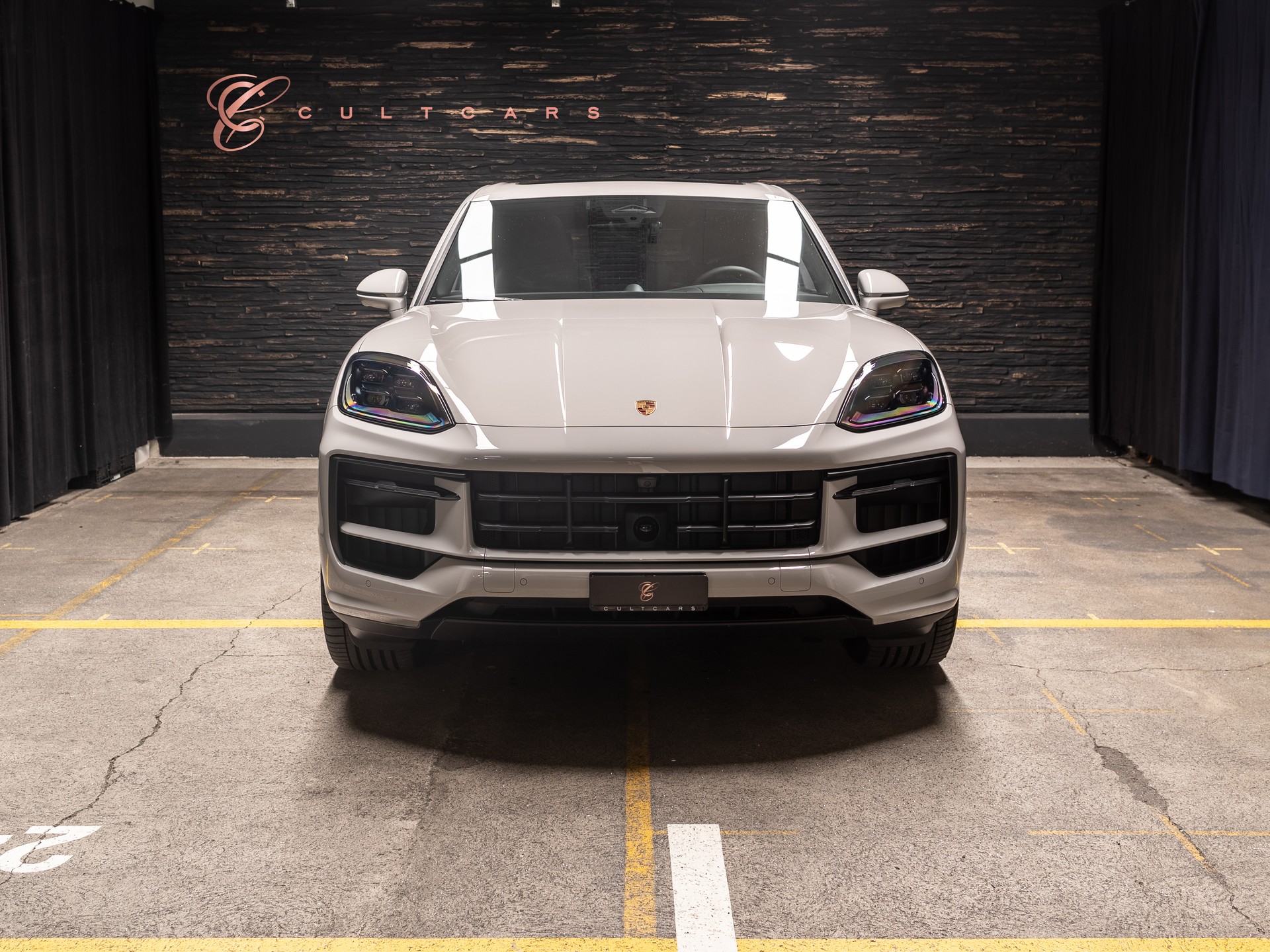 PORSCHE Cayenne Black Edition Tiptronic-image-2
