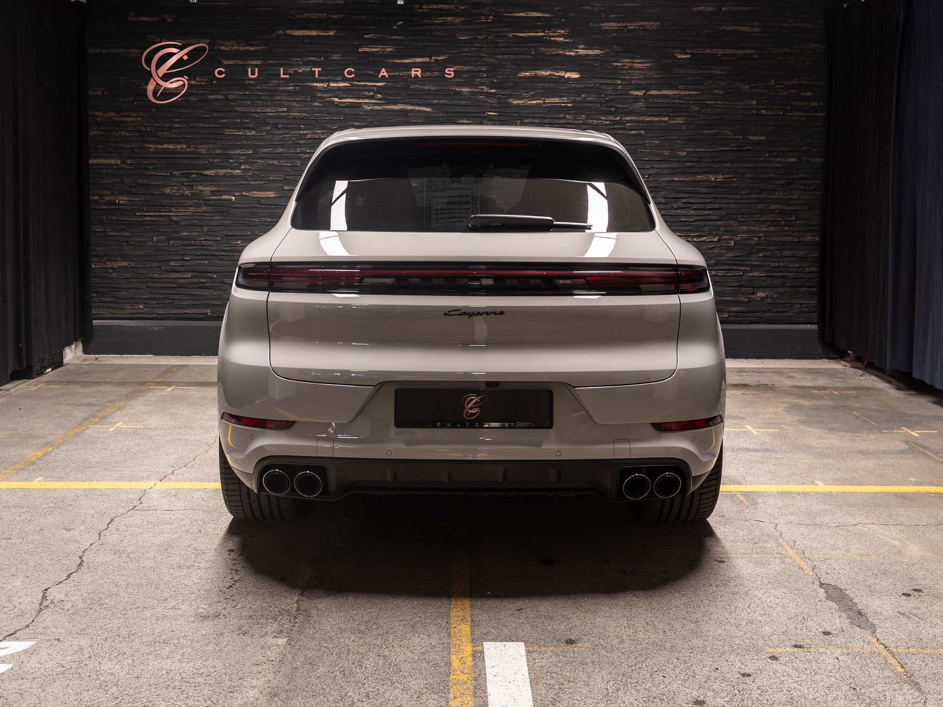 PORSCHE Cayenne Black Edition Tiptronic-image-3