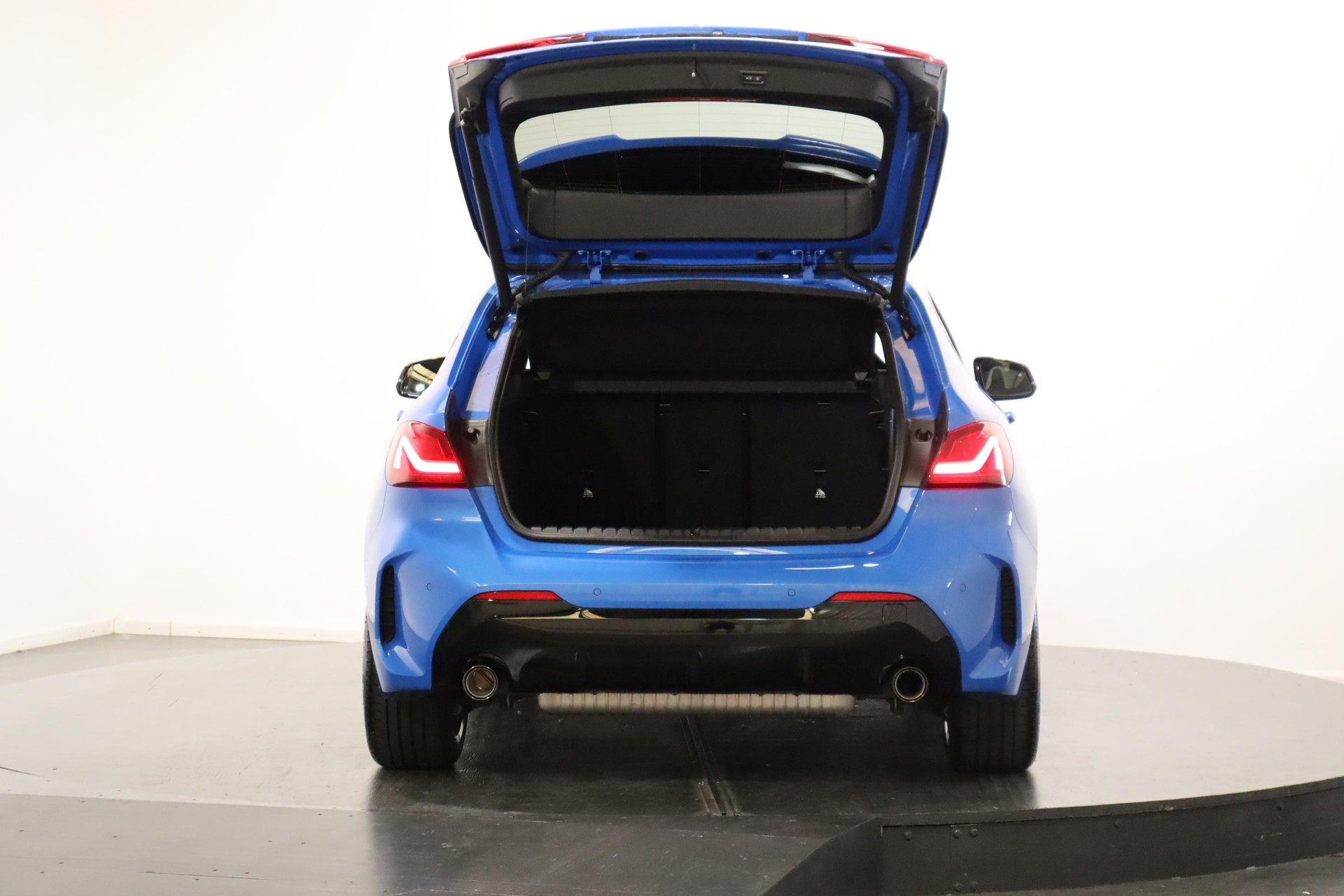 BMW 128ti-image-4