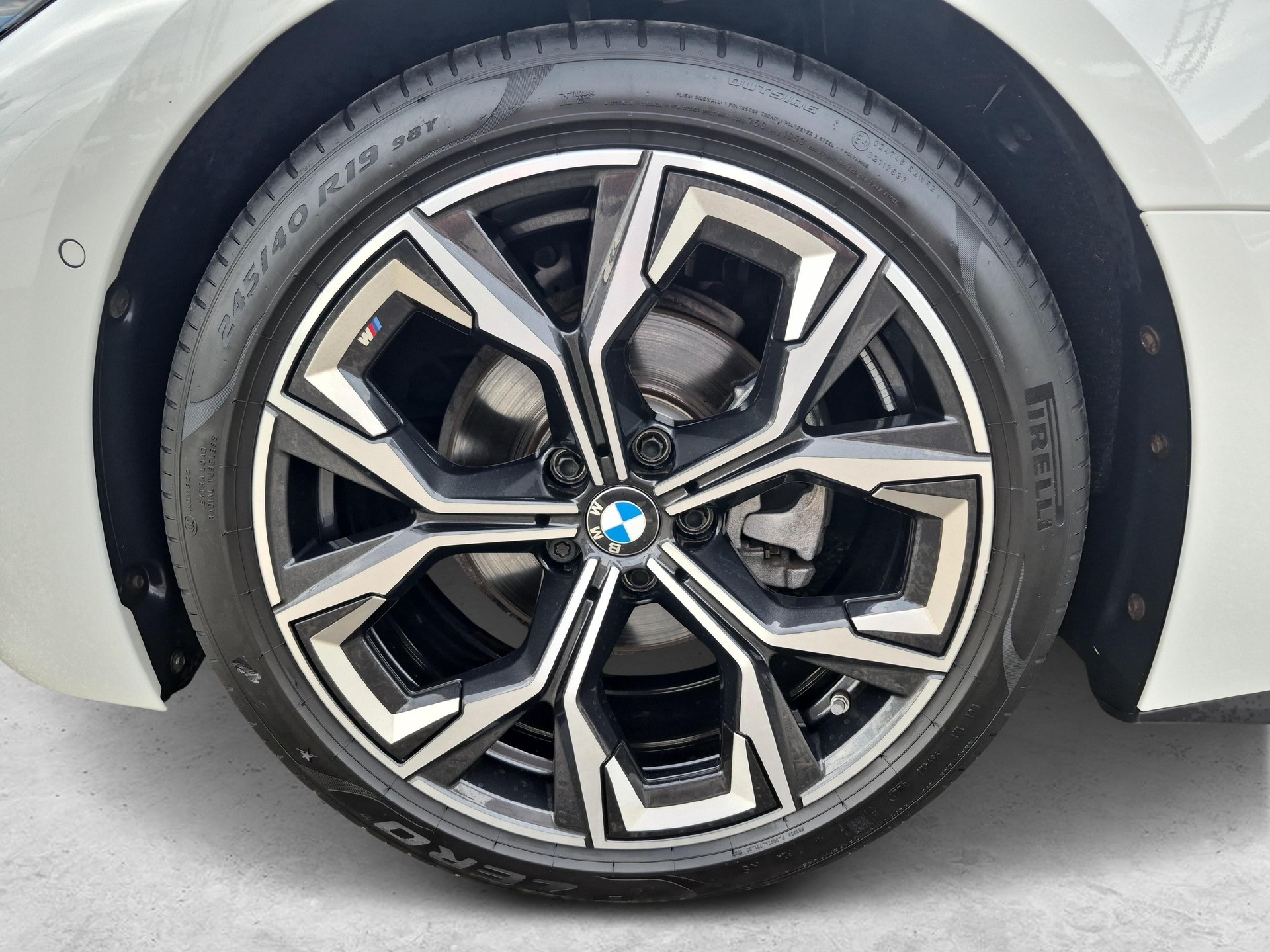 BMW 420d xDrive SAG Gran Coupé / Jetzt mit attraktivem 1.99% Leasing-image-19