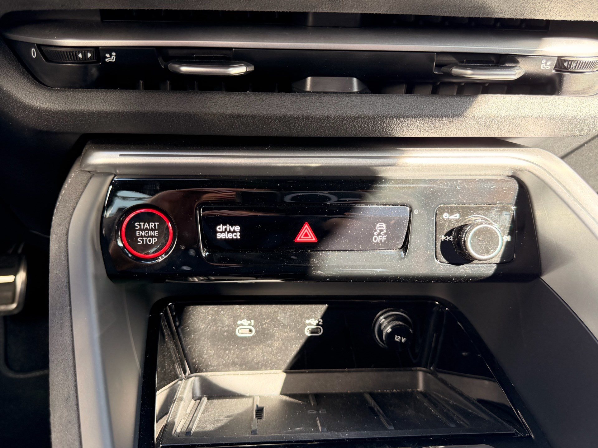 AUDI SQ5 3.0 TFSI QUATTRO 367 PS *** TRAUM IN GRENADINEROT ***-image-21