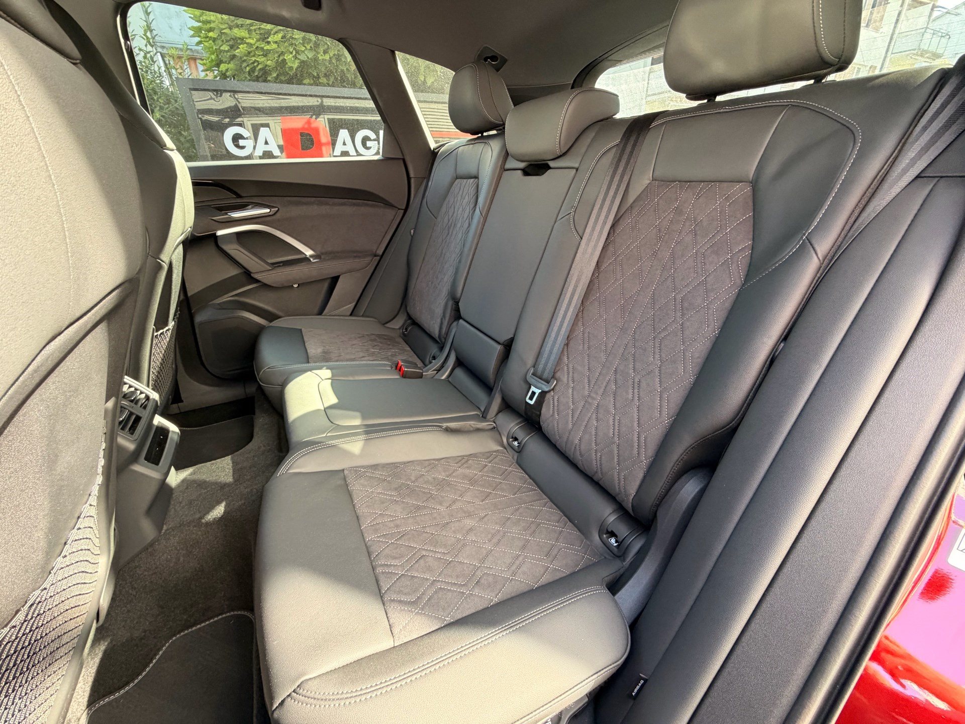 AUDI SQ5 3.0 TFSI QUATTRO 367 PS *** TRAUM IN GRENADINEROT ***-image-28