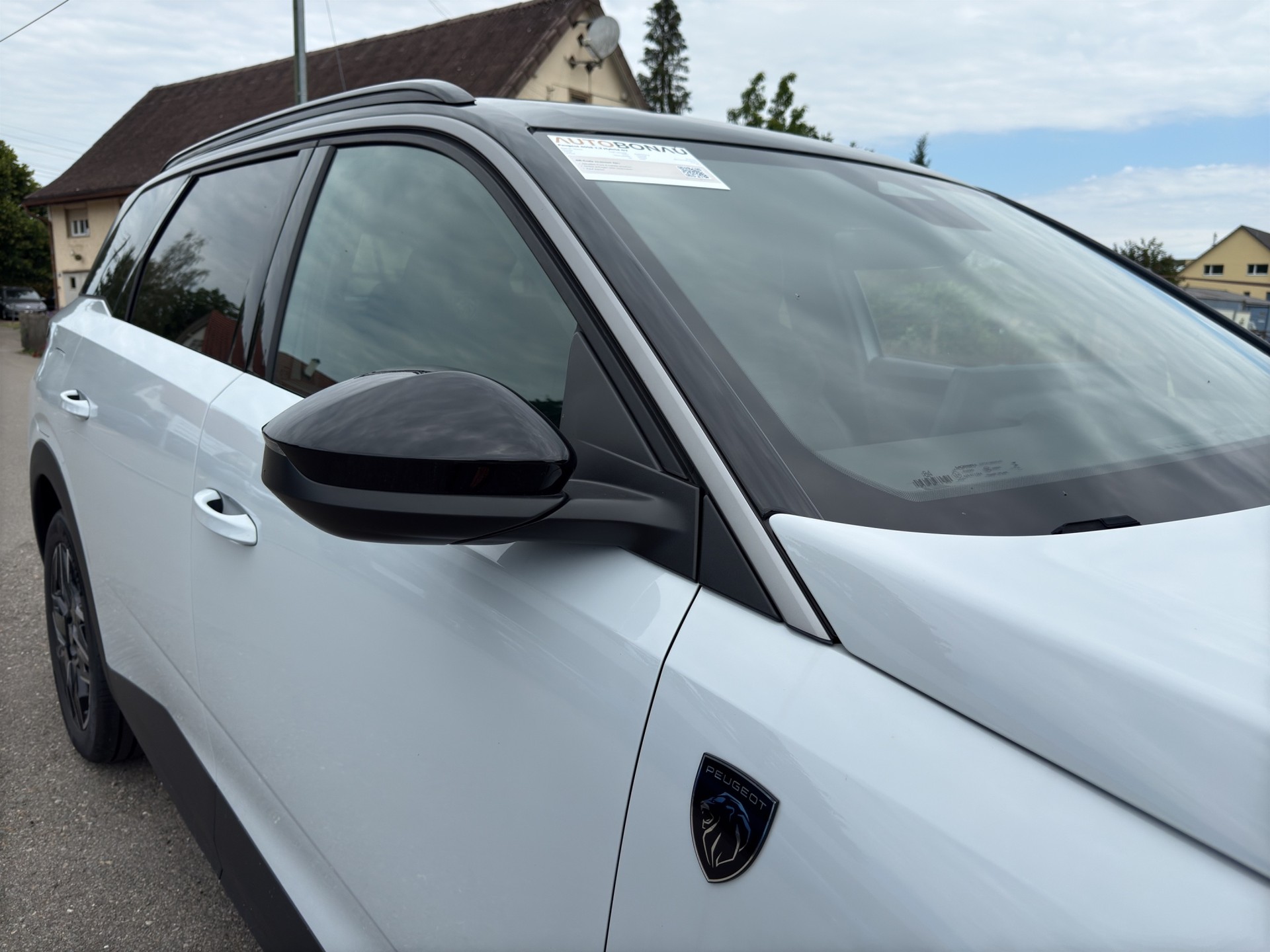 PEUGEOT 5008 1.2 Hybrid e-DCS6 GT 7 Plätzer-image-49