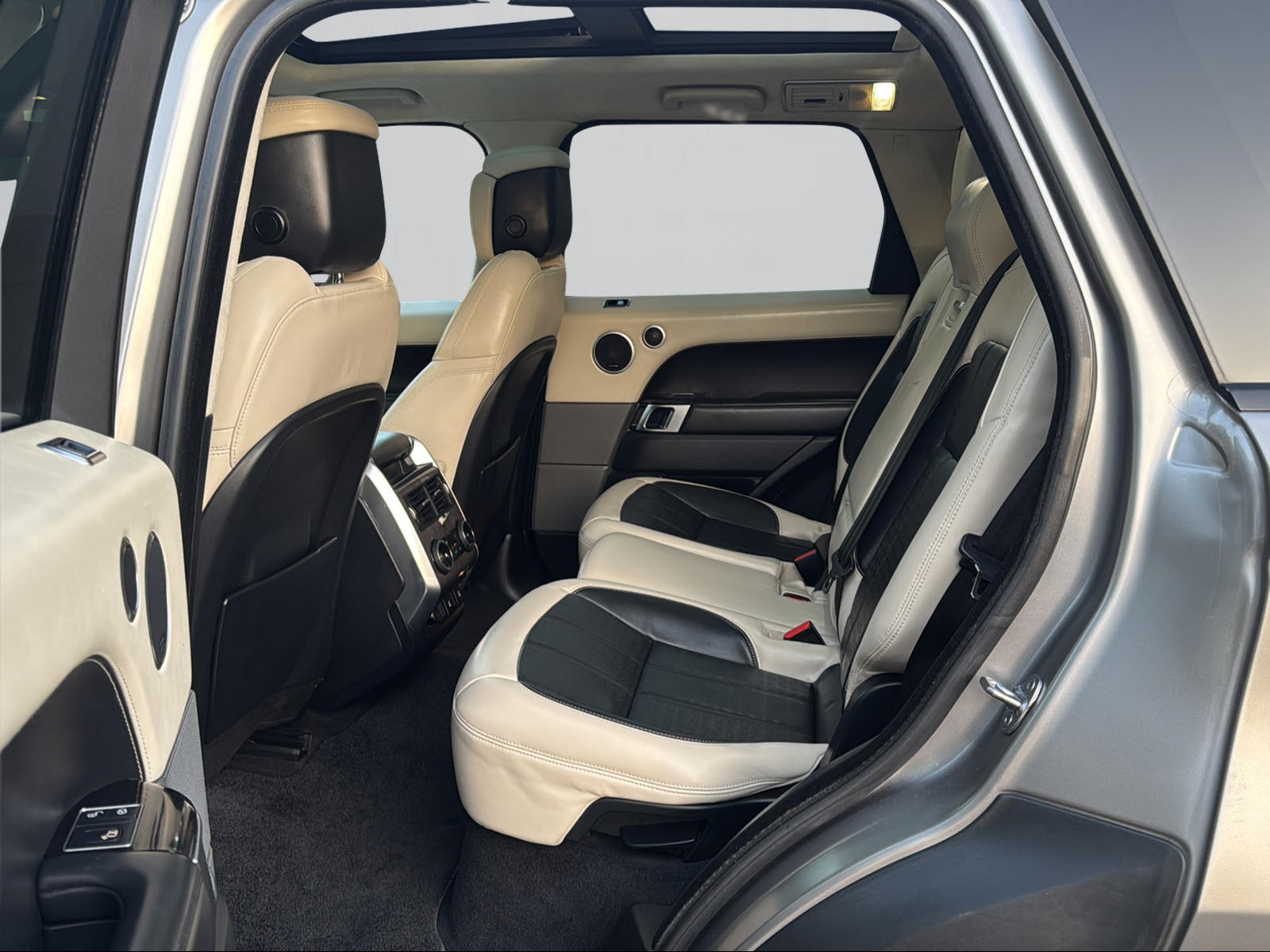 LAND ROVER Range Rover Sport 5.0 V8 S/C AB Dynamic Automatic-image-10