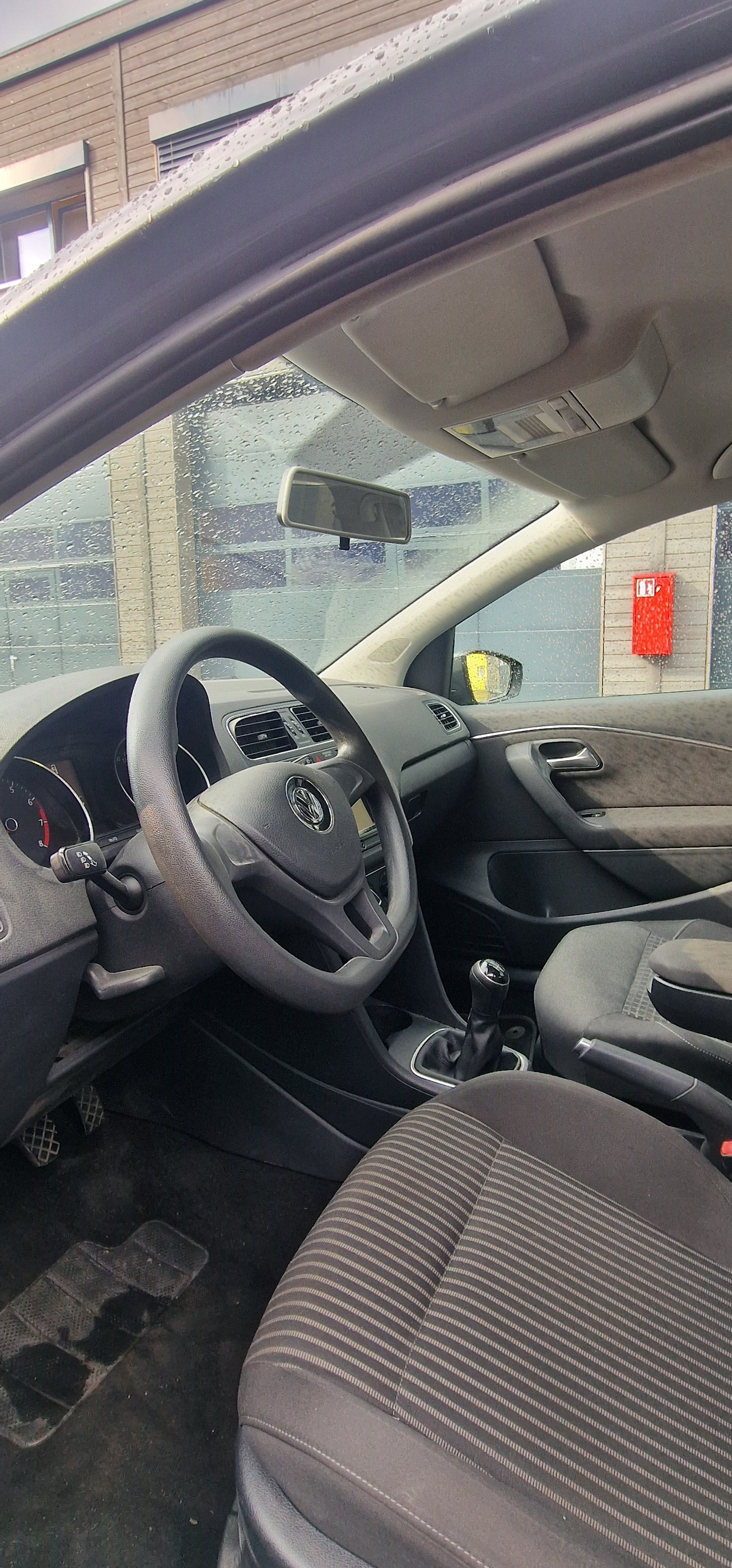 VW POLO-image-4