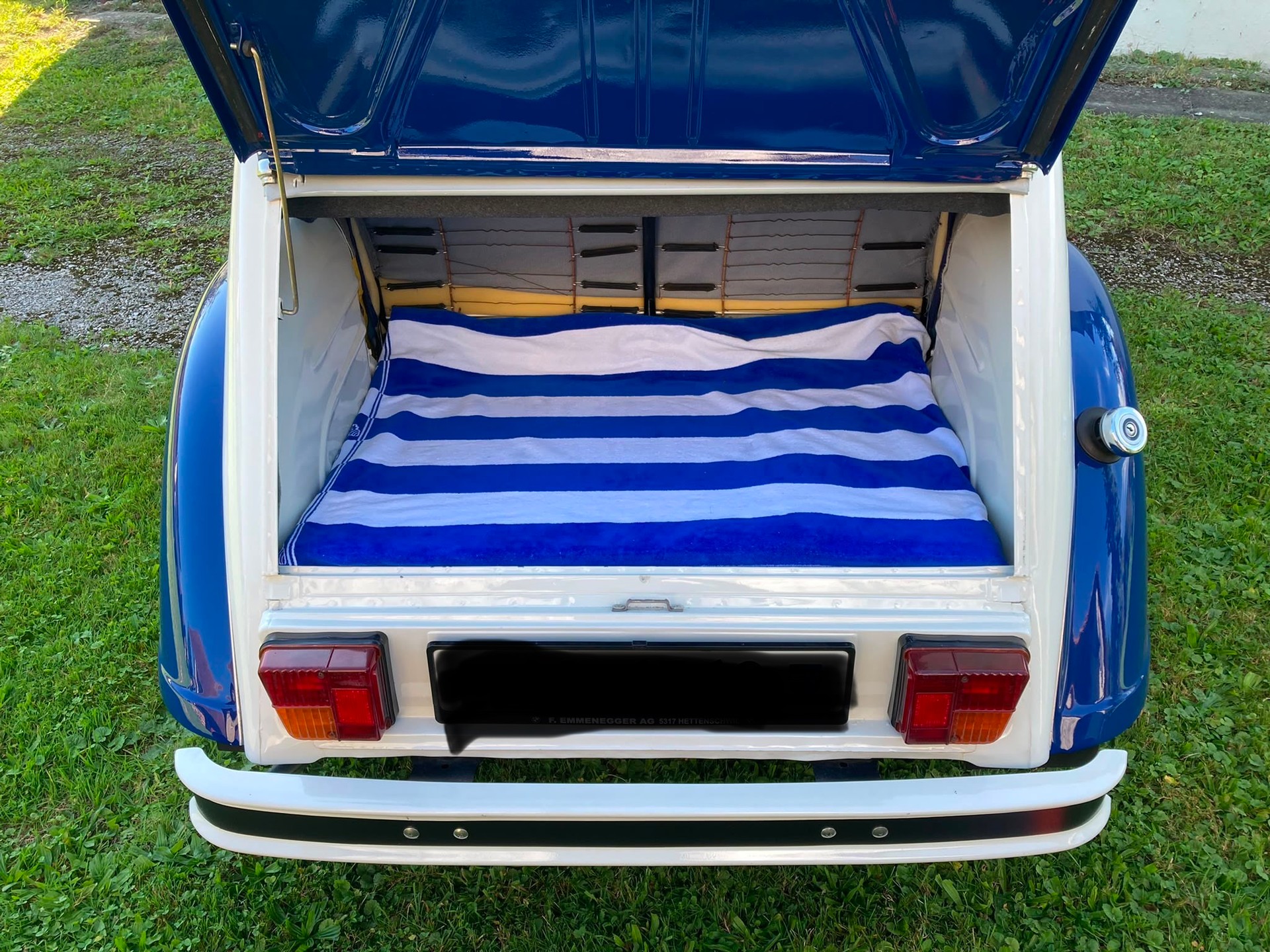 CITROEN 2CV6 Spécial (Club)-showroom-element-3
