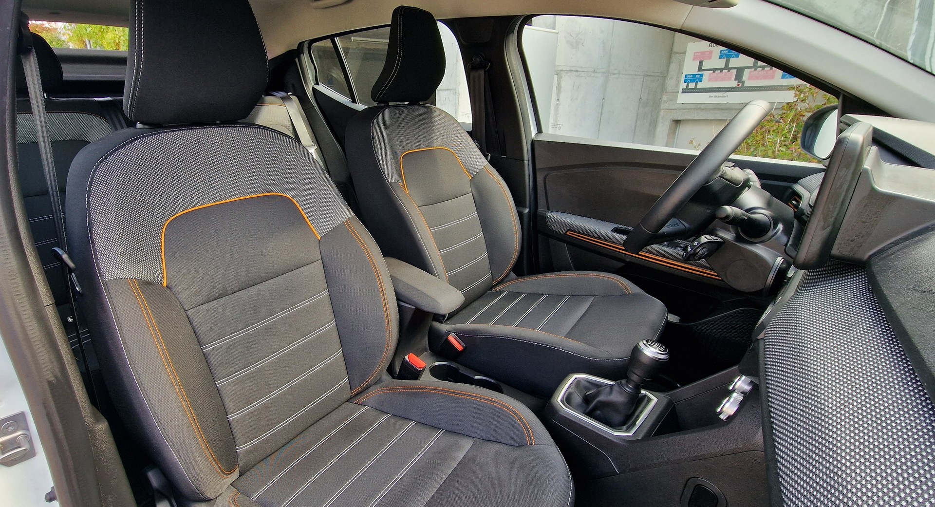 DACIA Sandero Stepway TCe 90 Comfort, 1 J. Garantie-image-4