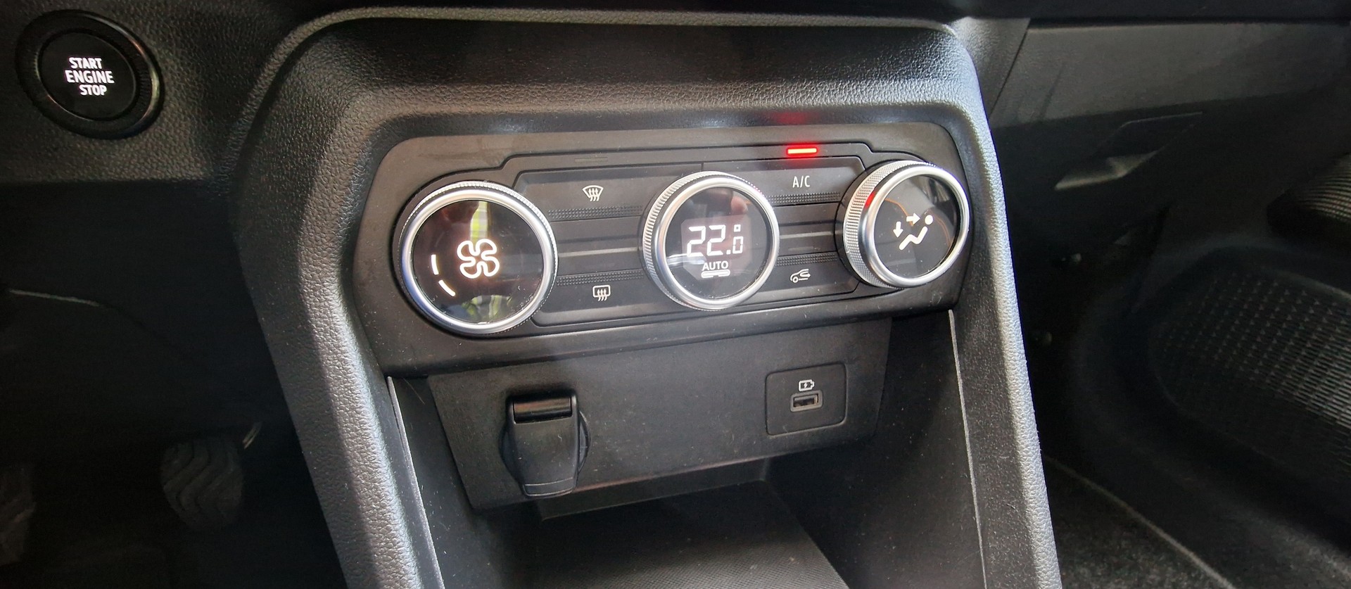 DACIA Sandero Stepway TCe 90 Comfort, 1 J. Garantie-image-11