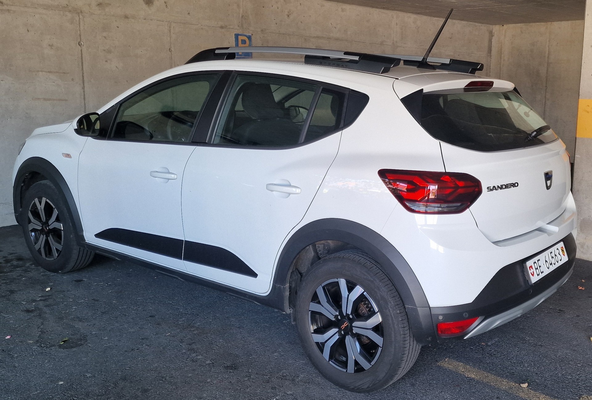 DACIA 1.0 TCe Stepway Comfort-image-1