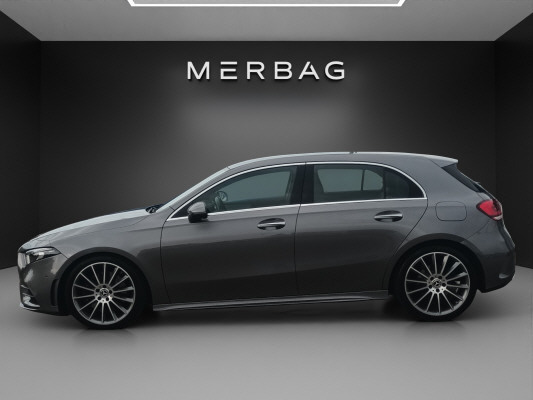 MERCEDES-BENZ A 250 AMG Line-image-4