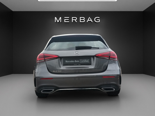 MERCEDES-BENZ A 250 AMG Line-image-3