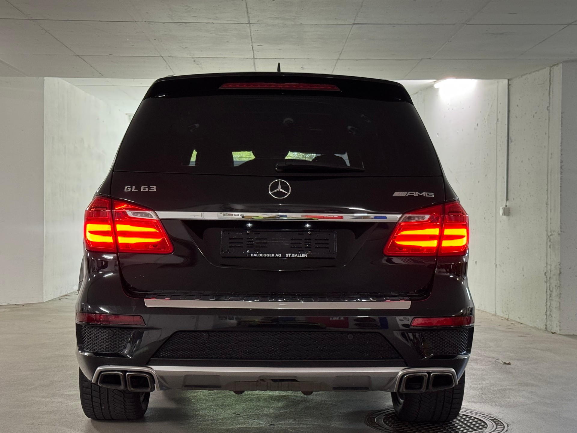 MERCEDES-BENZ GL 63 AMG 4Matic Speedshift Plus 7G-Tronic-image-5