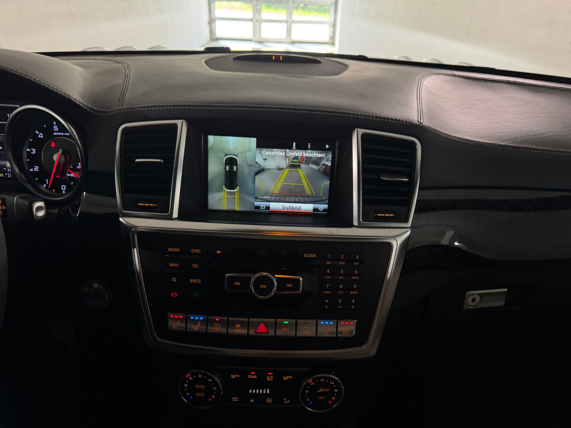 MERCEDES-BENZ GL 63 AMG 4Matic Speedshift Plus 7G-Tronic-image-13