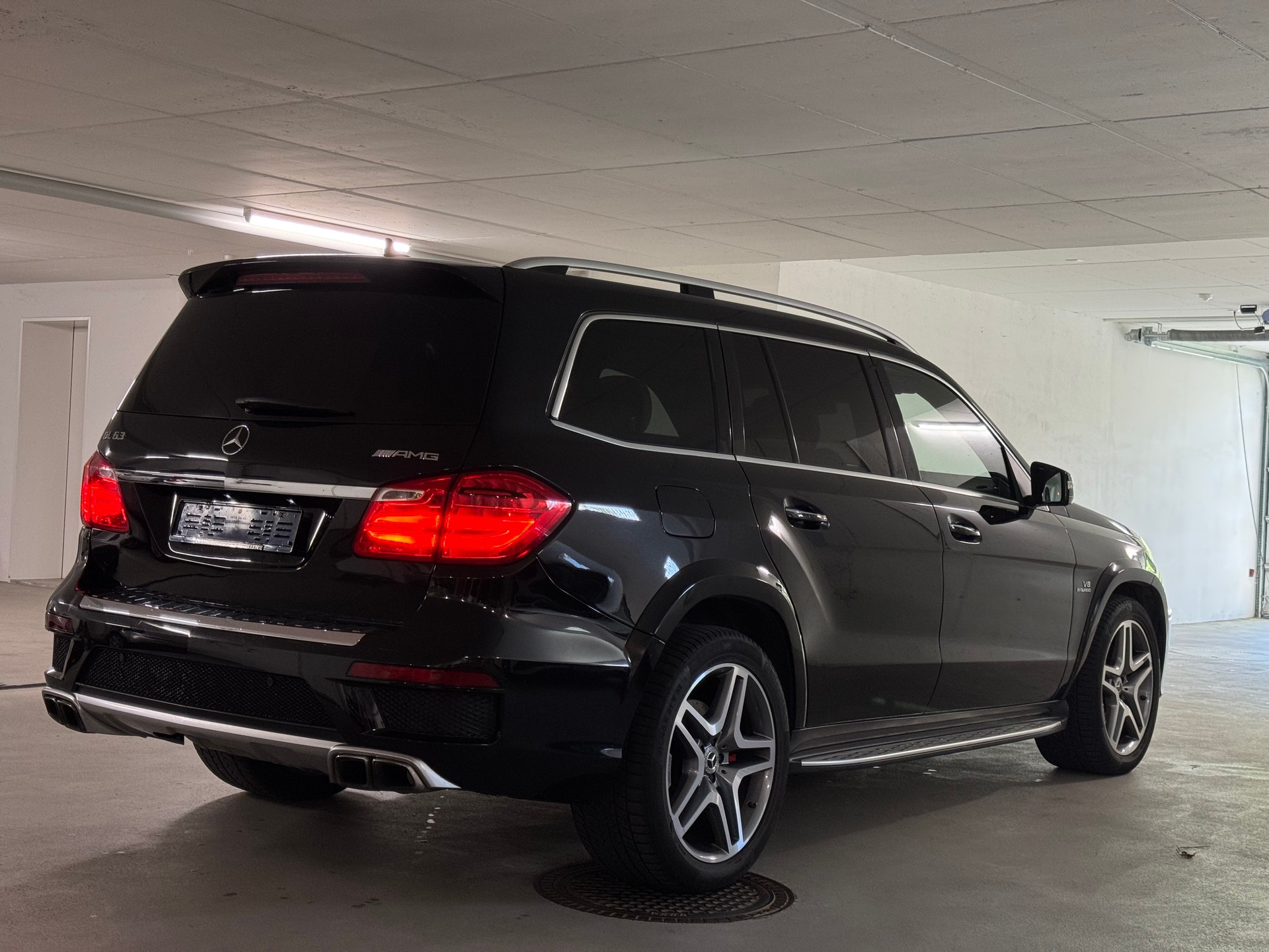 MERCEDES-BENZ GL 63 AMG 4Matic Speedshift Plus 7G-Tronic-image-6
