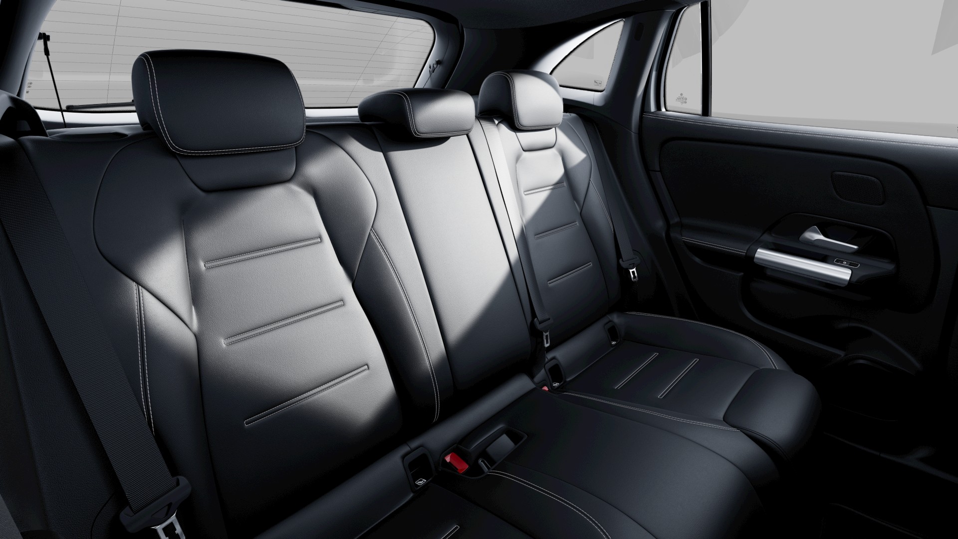 MERCEDES-BENZ GLA 200 7G-DCT-image-8
