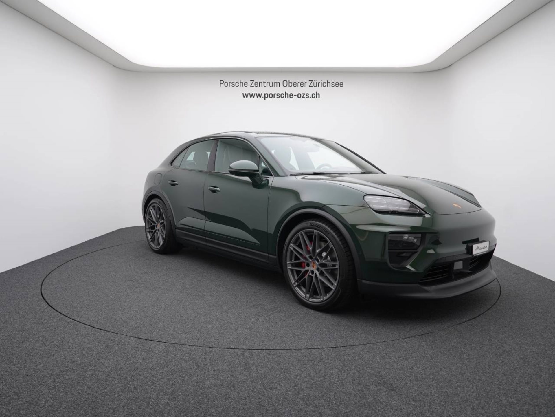 PORSCHE Macan 4S-image-8