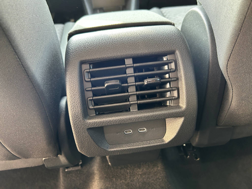 FORD TOURNEO Connect 2.0 EcoBlue 122 Titanium-image-15